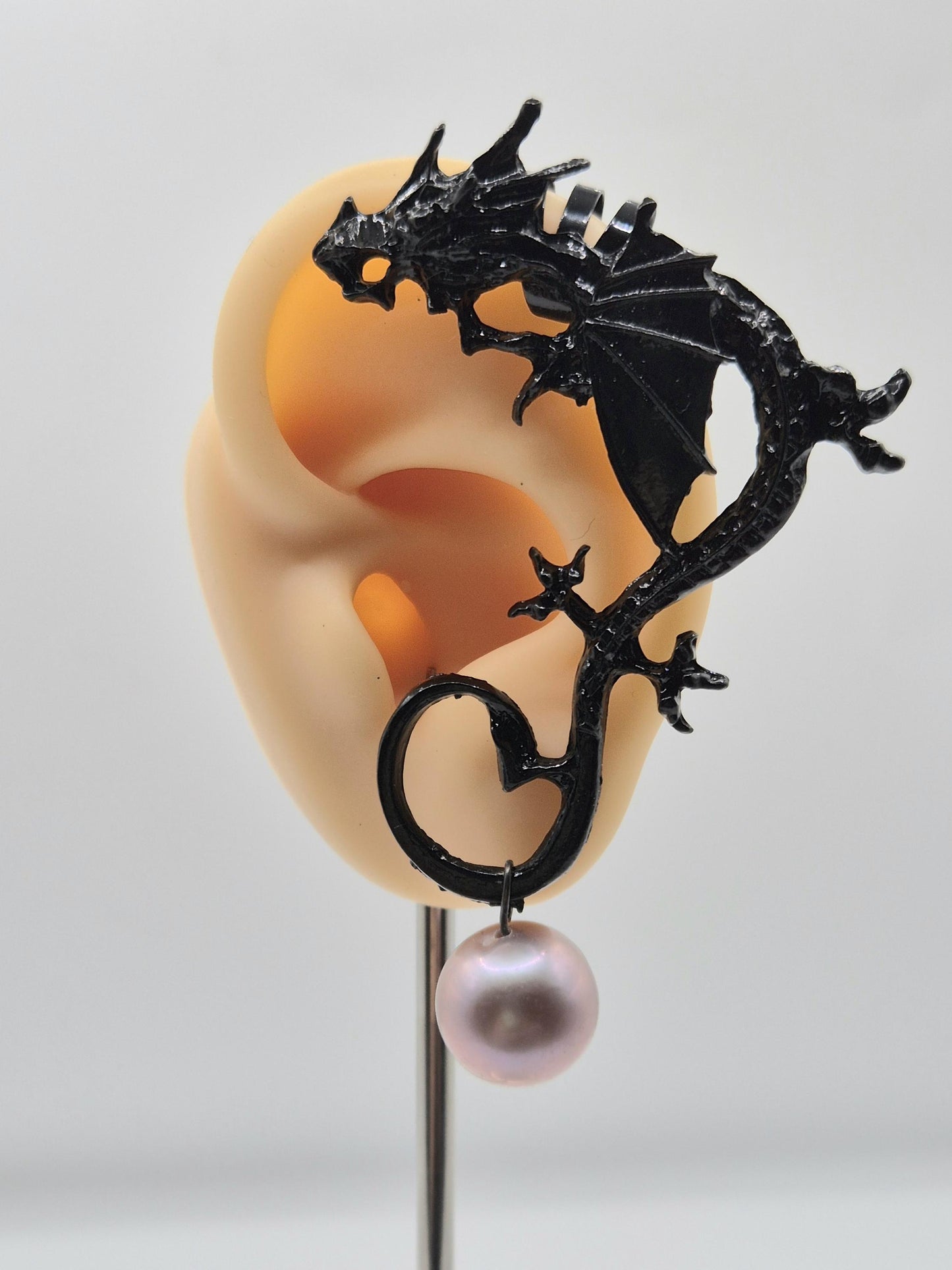 The Dragon Ear Cuff with Edison Pearl