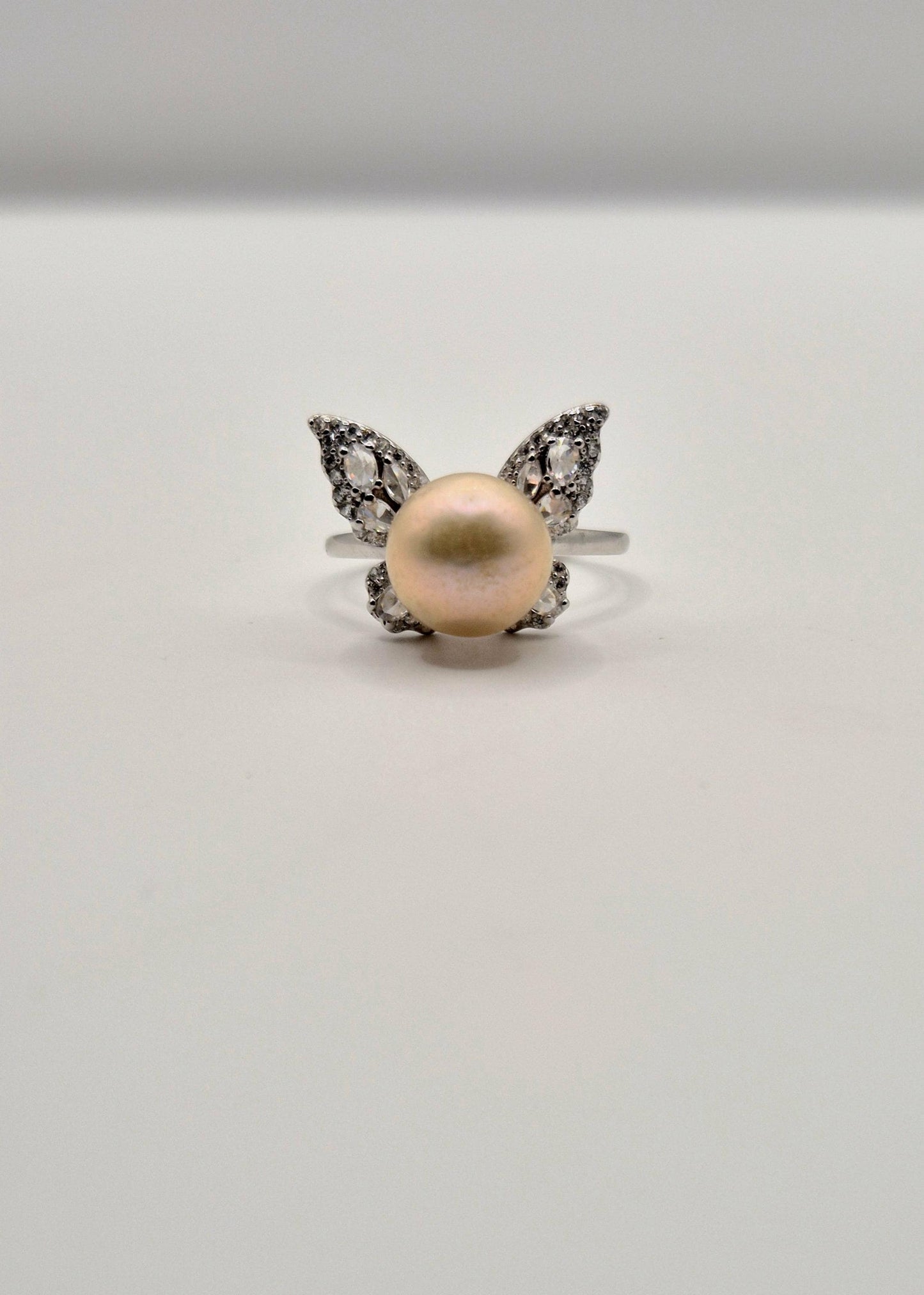 Graceful Butterfly Ring & Pendant Edison Pearl Set