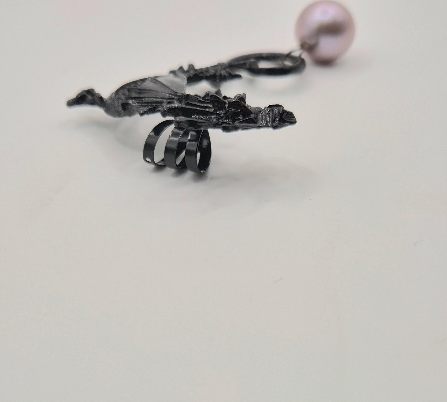 The Dragon Ear Cuff with Edison Pearl