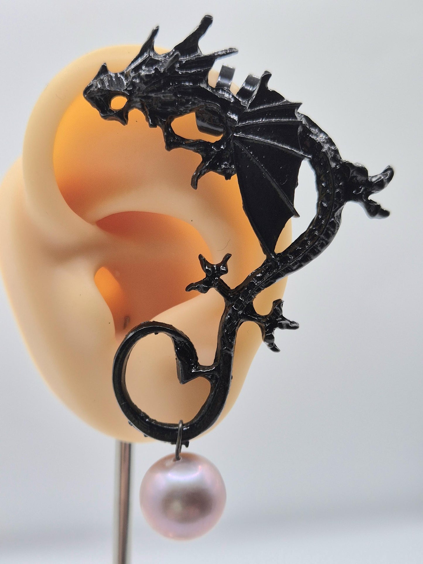 The Dragon Ear Cuff with Edison Pearl