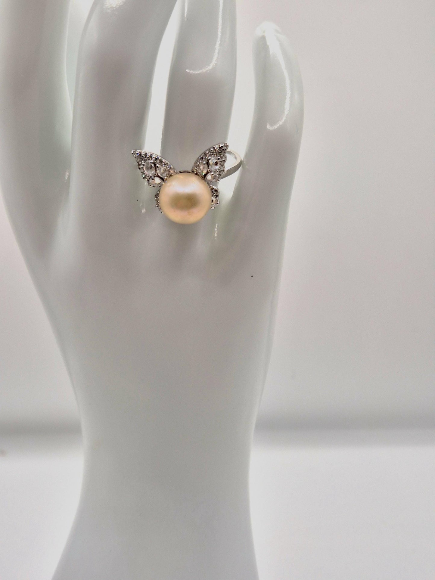 Graceful Butterfly Ring & Pendant Edison Pearl Set