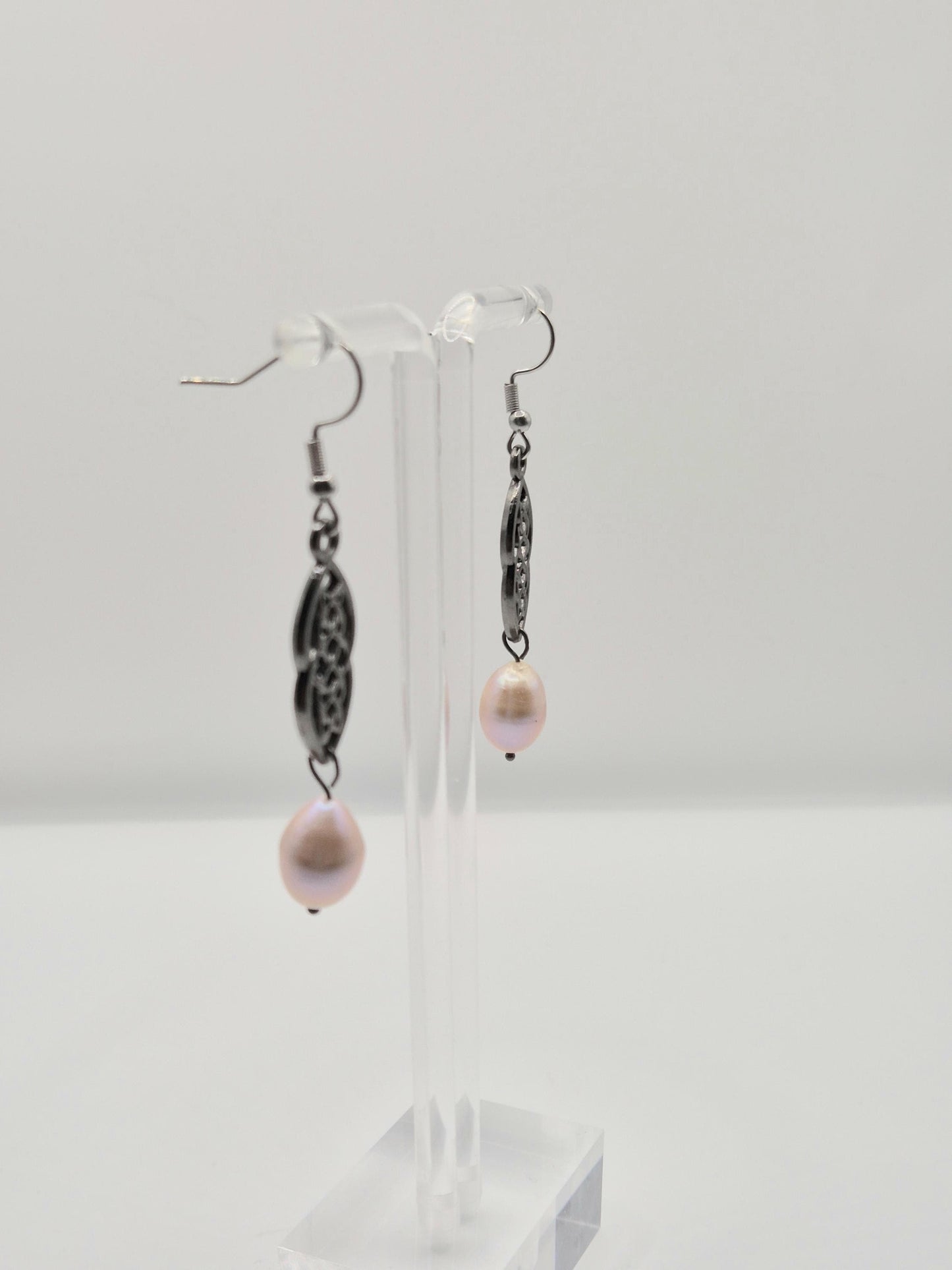Celtic Knot Pearl Drop Earrings in Gunmetal