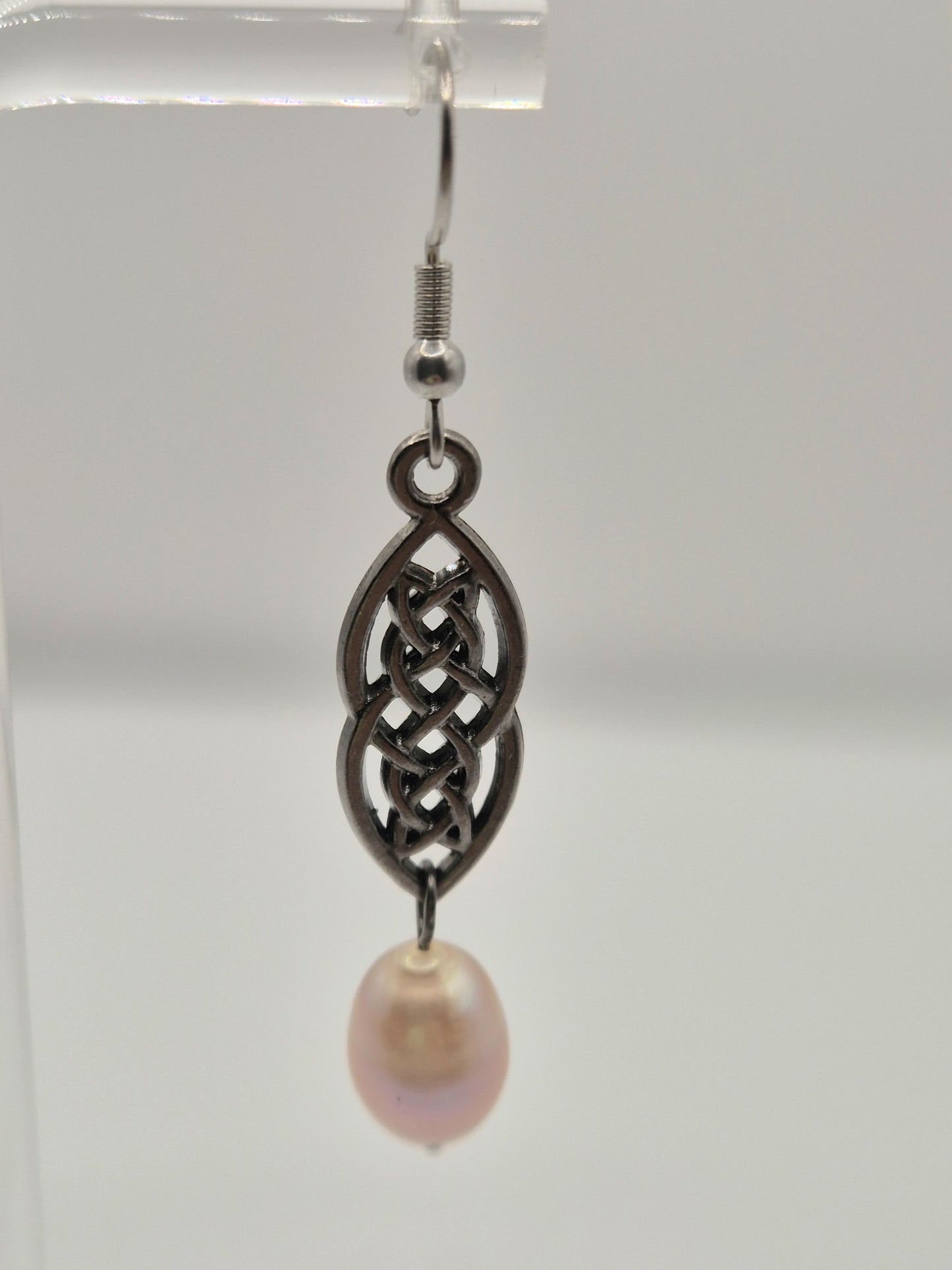 Celtic Knot Pearl Drop Earrings in Gunmetal