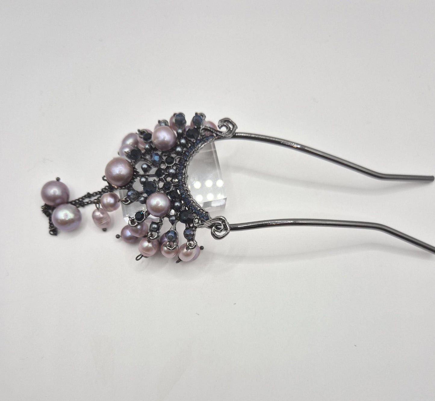 Moonlight Amethyst Multiple Pearl Tiara Hairpin