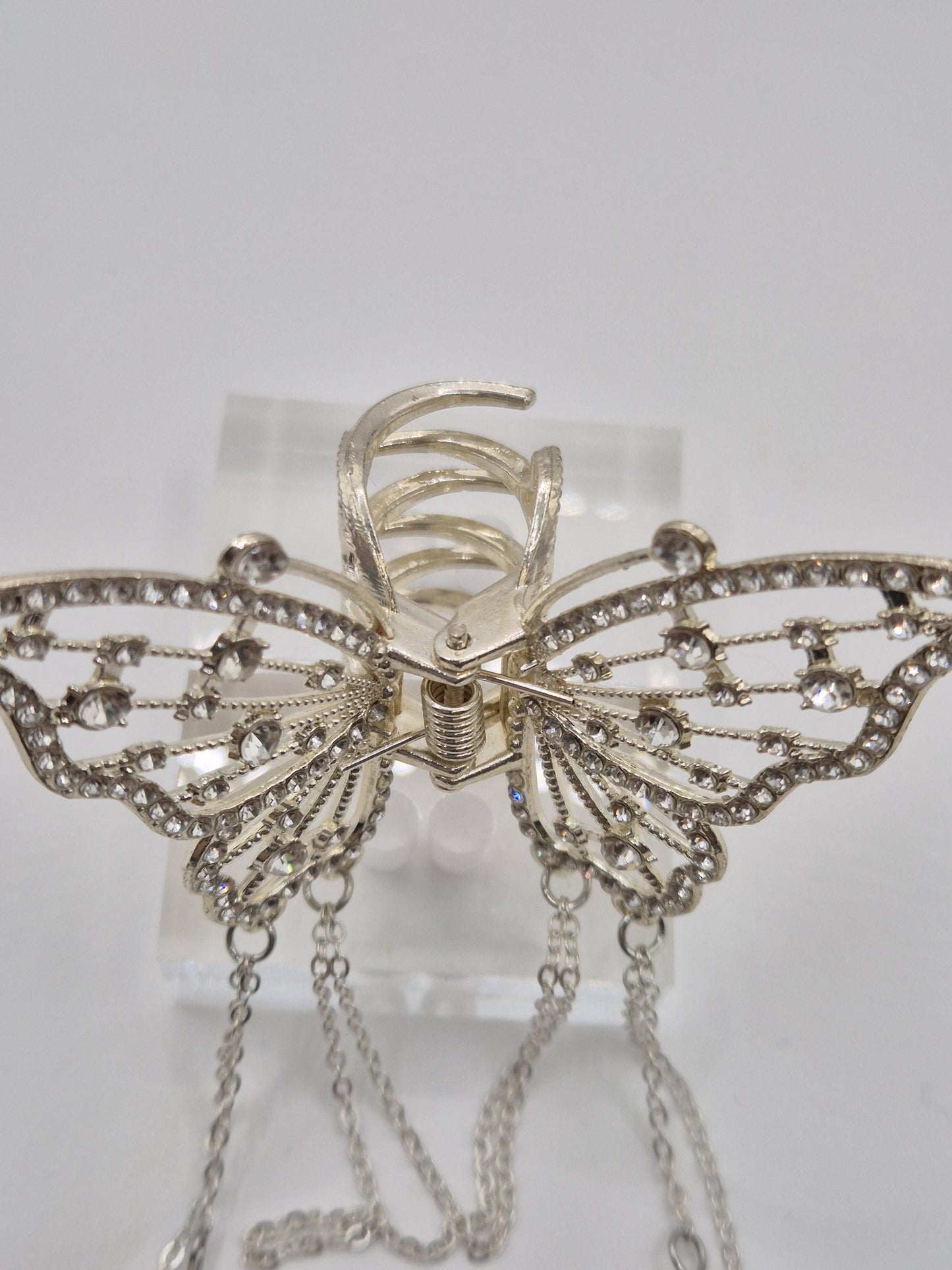 Pearl Cascade Butterfly Hair Clip