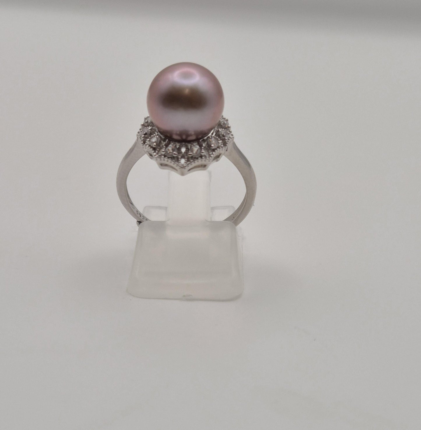 The Vintage Victoria Edison Pearl Ring
