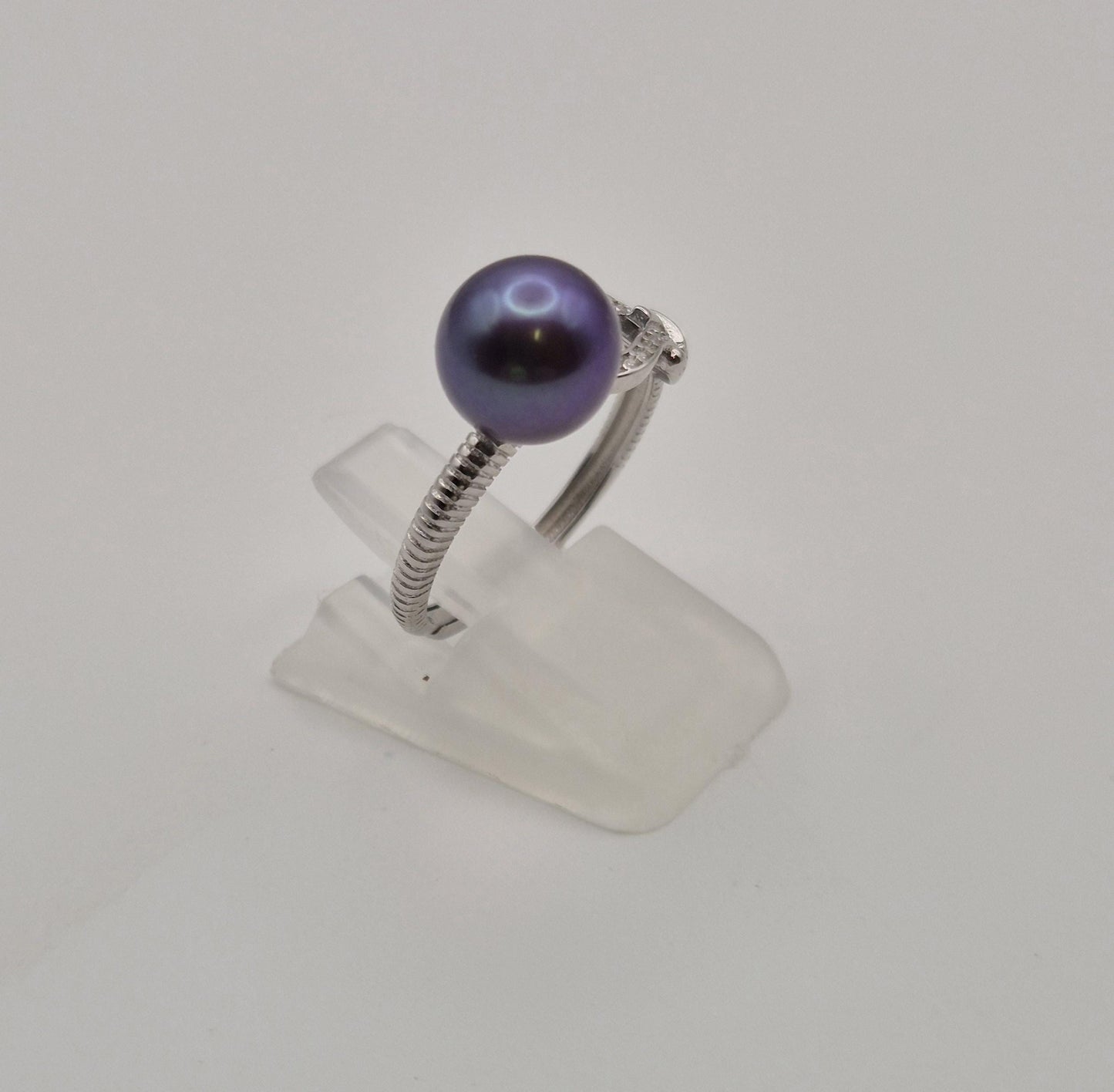 Midnight Tide Pearl Ring