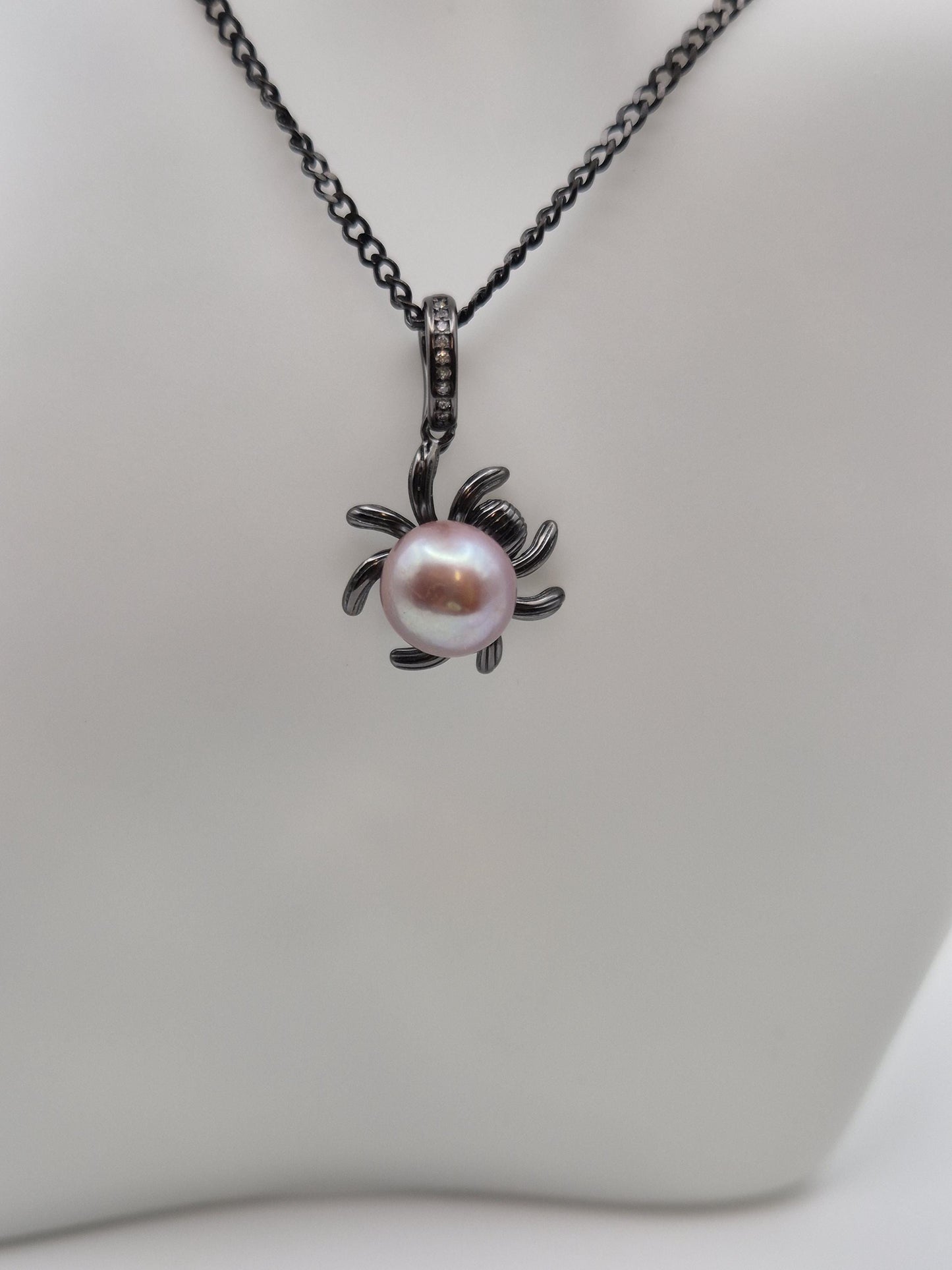 Itsy Bitsy Spider Pearl Pendant