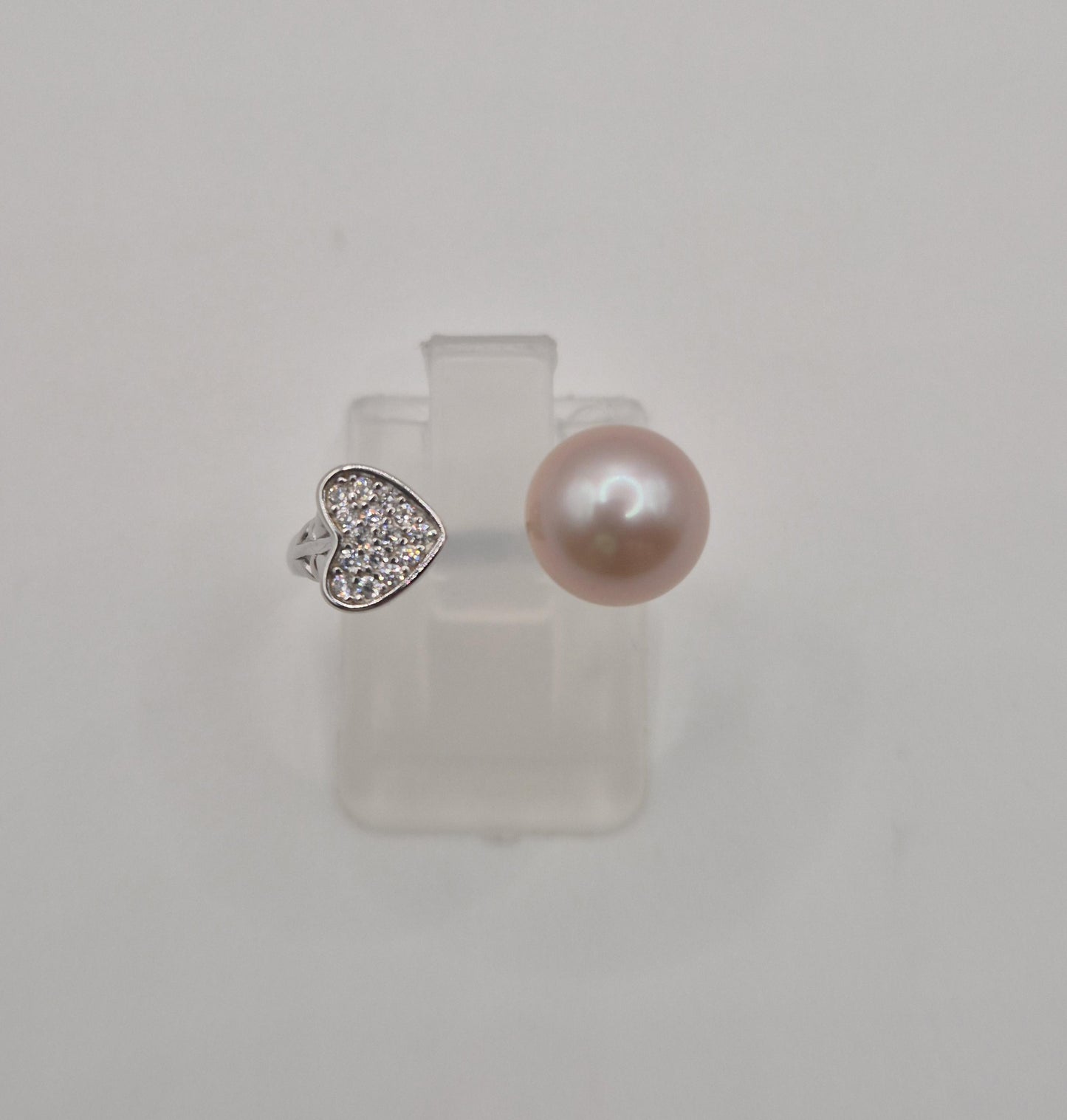 Heart & Pearl Embrace Ring