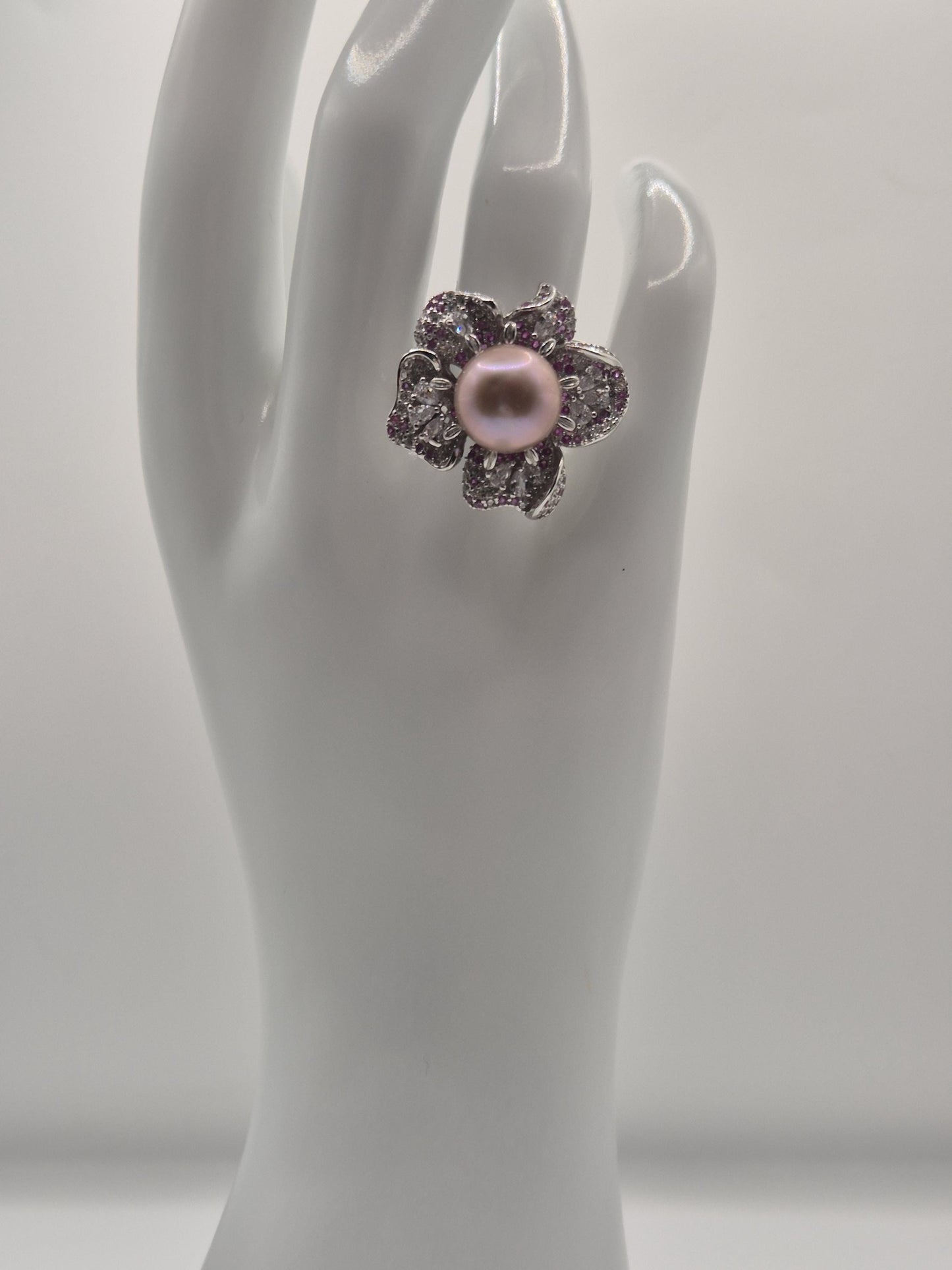 Blushing Bloom Edison Pearl Ring