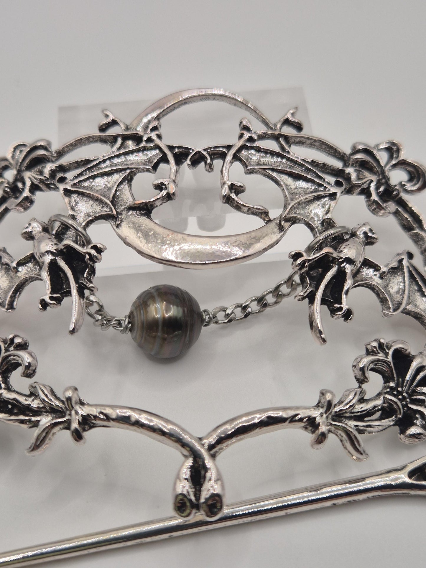 Lunar Bat Black Tahitian Hairpin