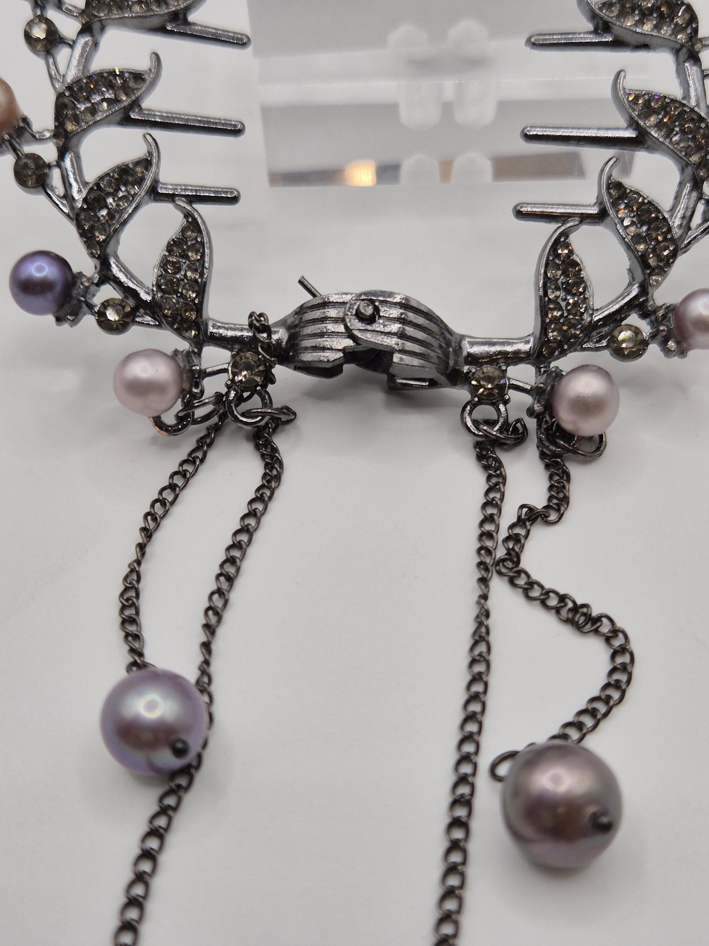 Twilight Vine Multiple Pearl Hairpin