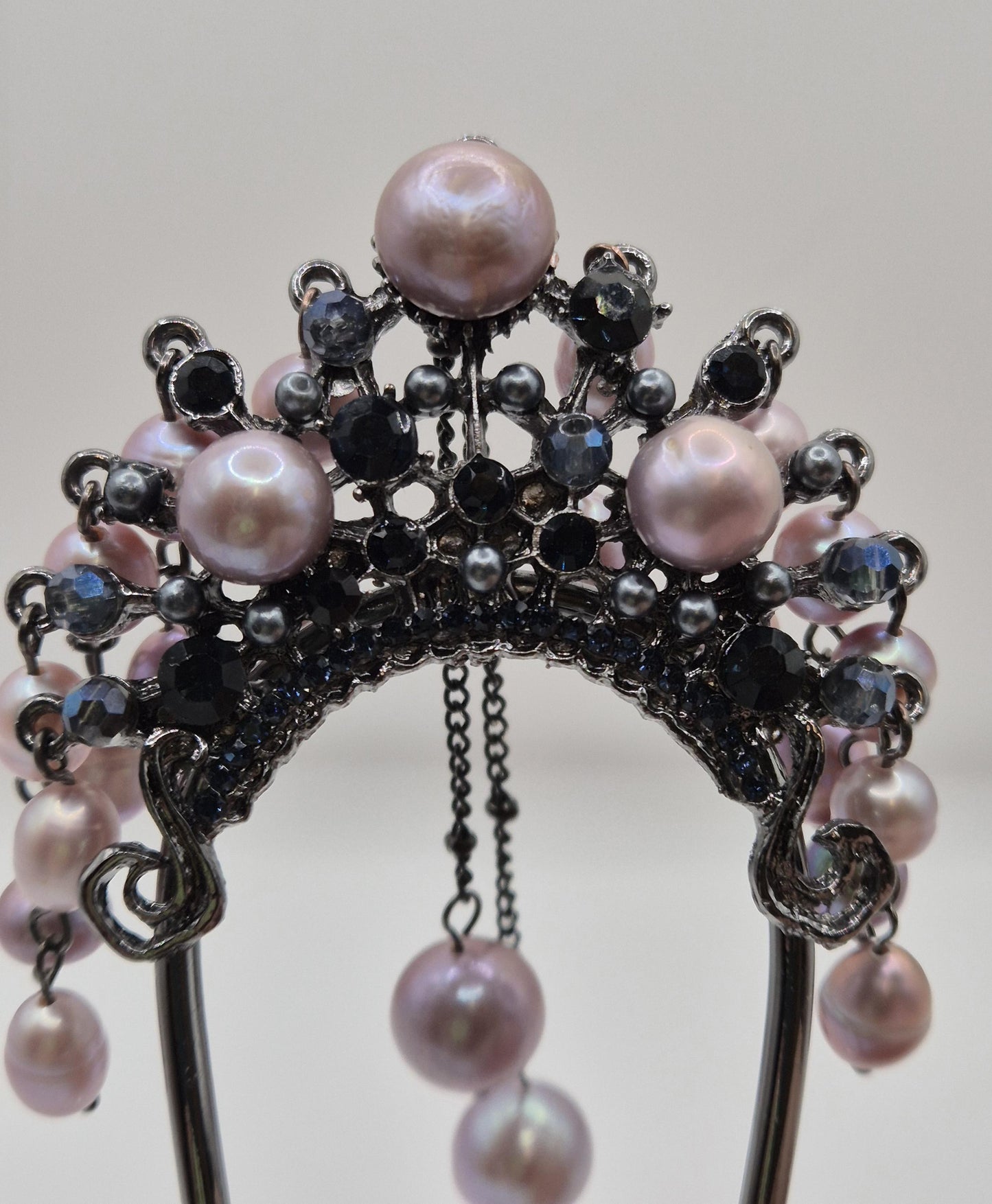 Moonlight Amethyst Multiple Pearl Tiara Hairpin