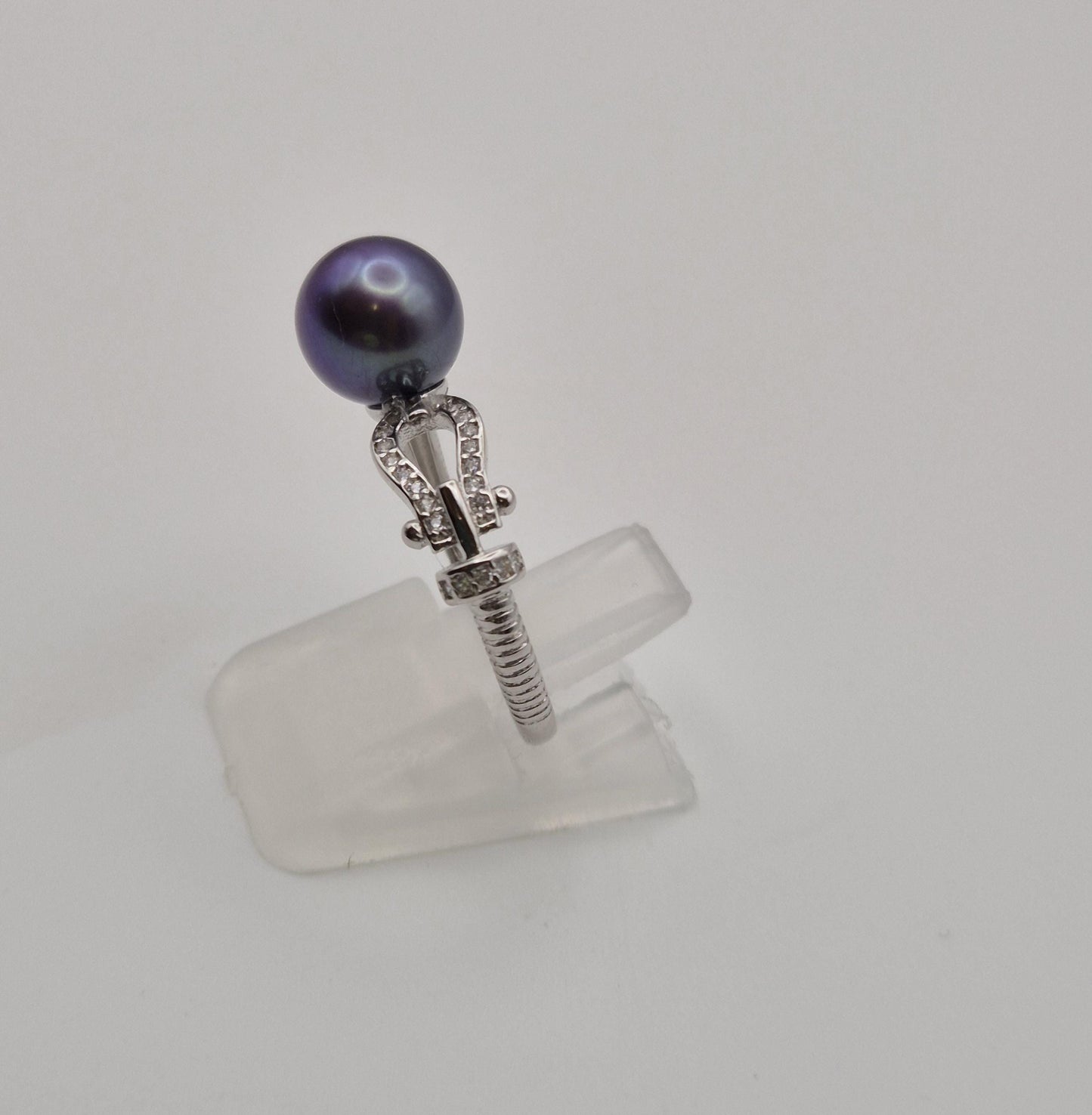 Midnight Tide Pearl Ring