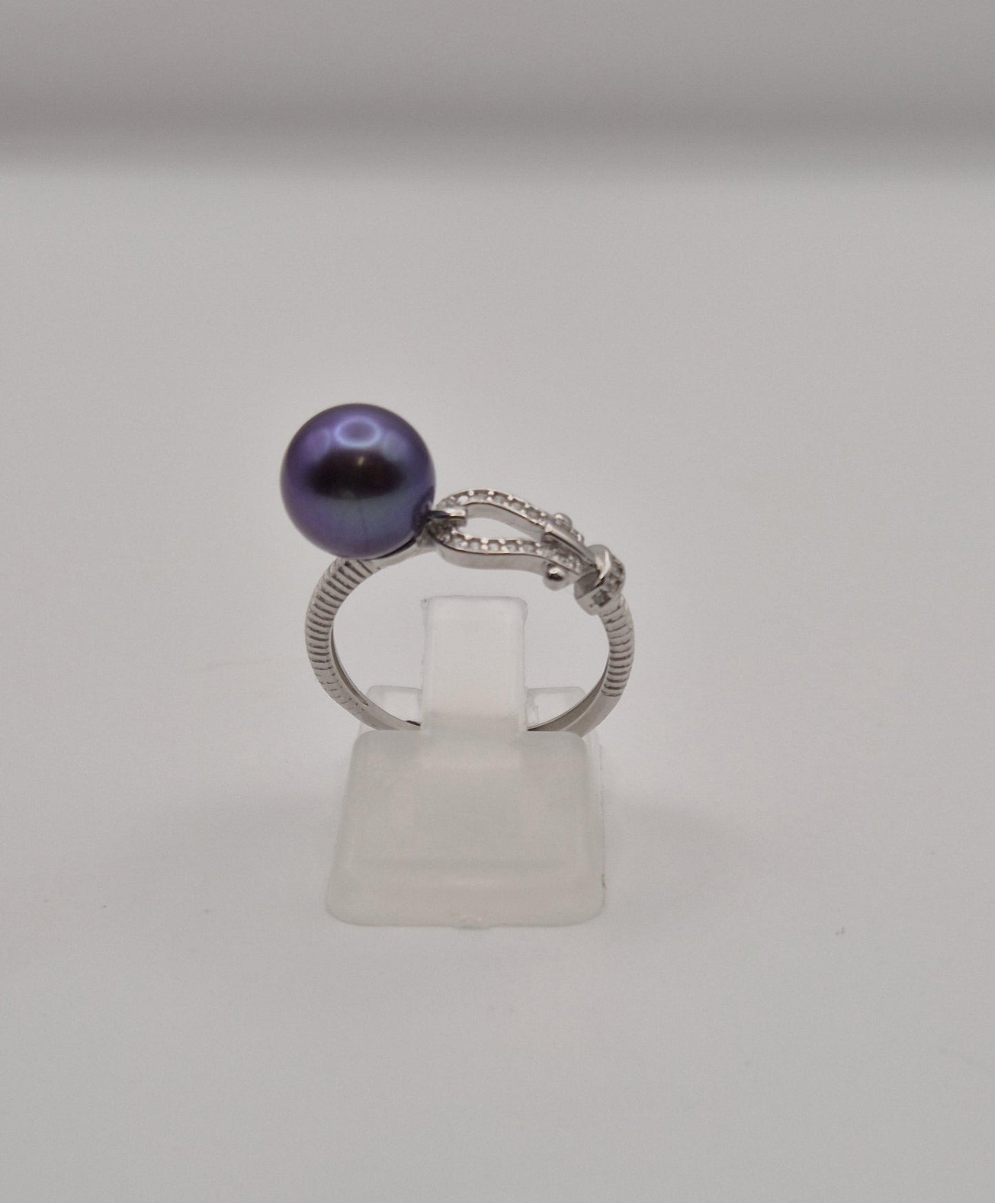Midnight Tide Pearl Ring