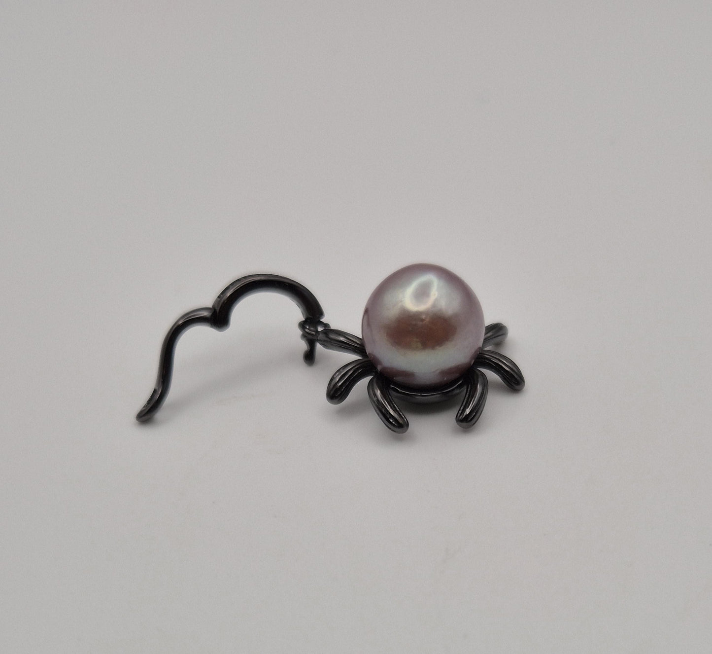 Itsy Bitsy Spider Pearl Pendant