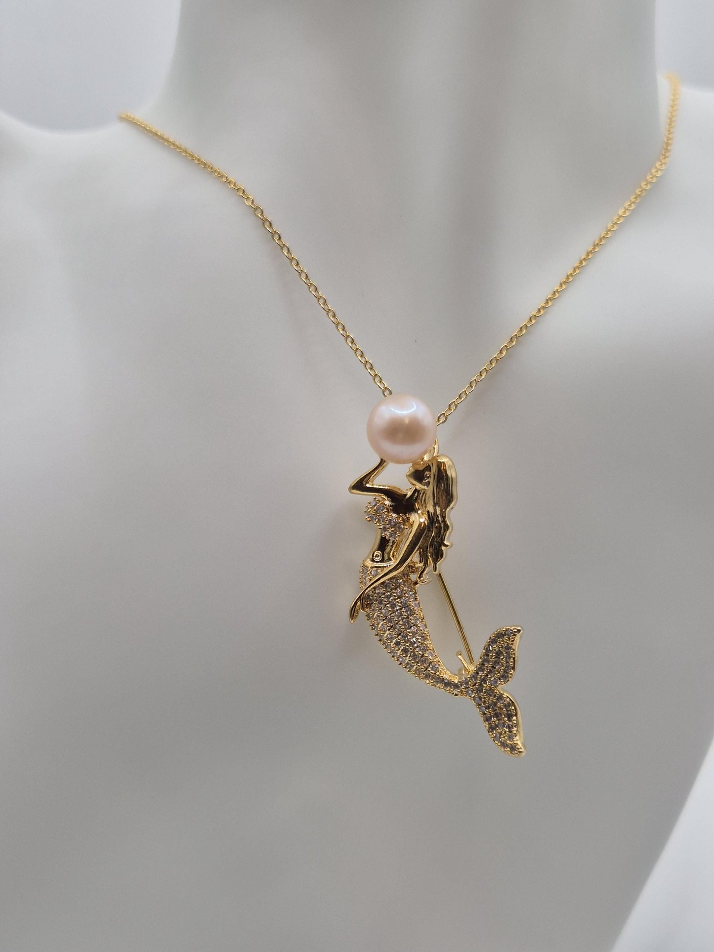 Pearl Of The Tides Brooch