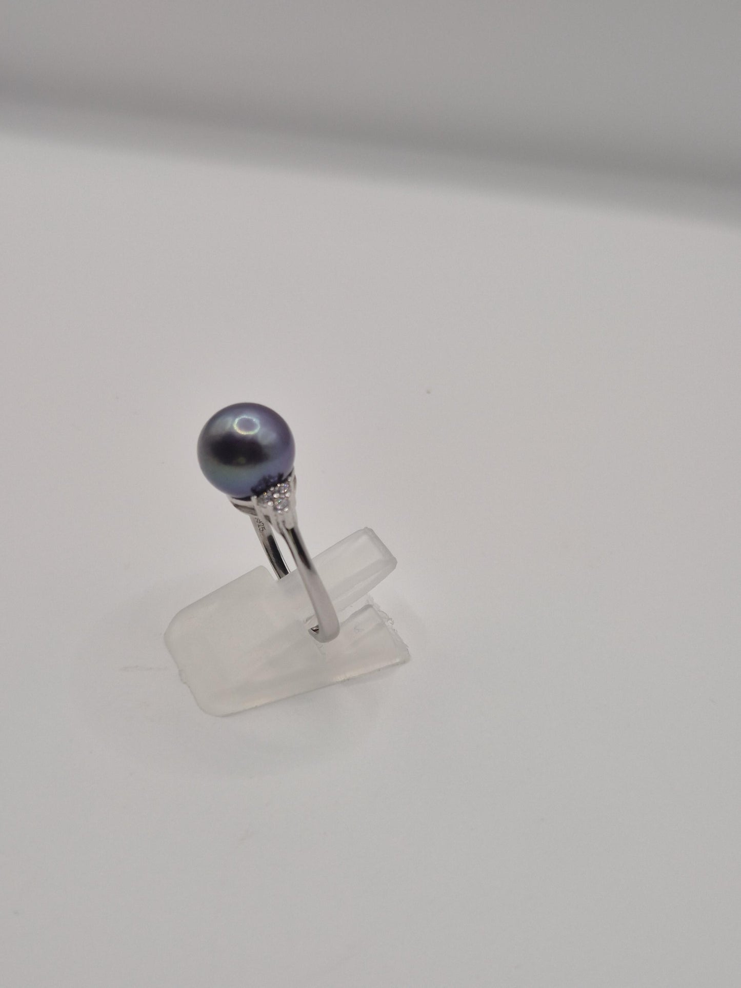 Mystic Midnight Lustre Pearl Ring