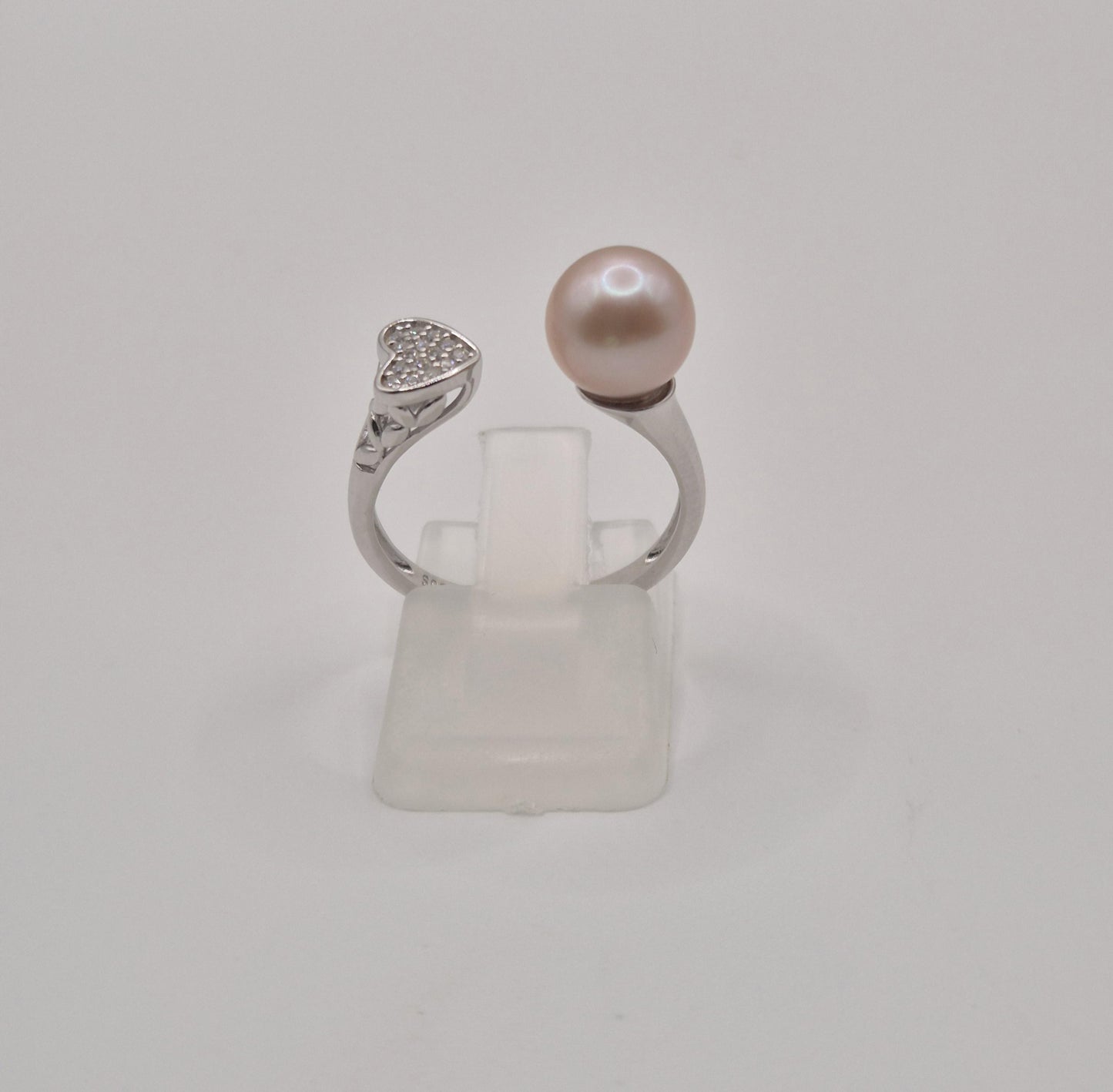 Heart & Pearl Embrace Ring