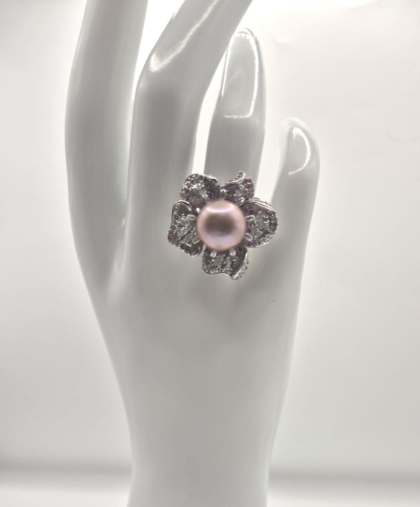 Blushing Bloom Edison Pearl Ring