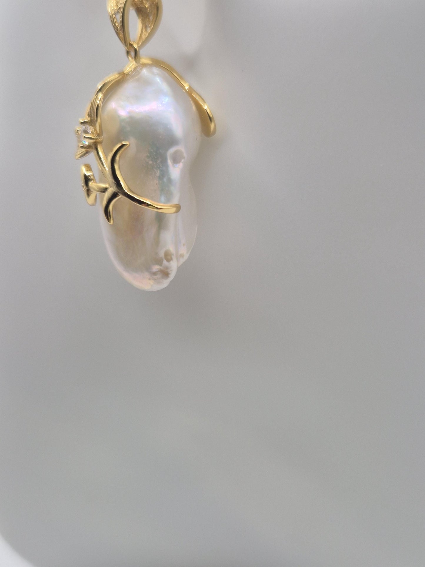 Golden Blossom King Pearl Pendant