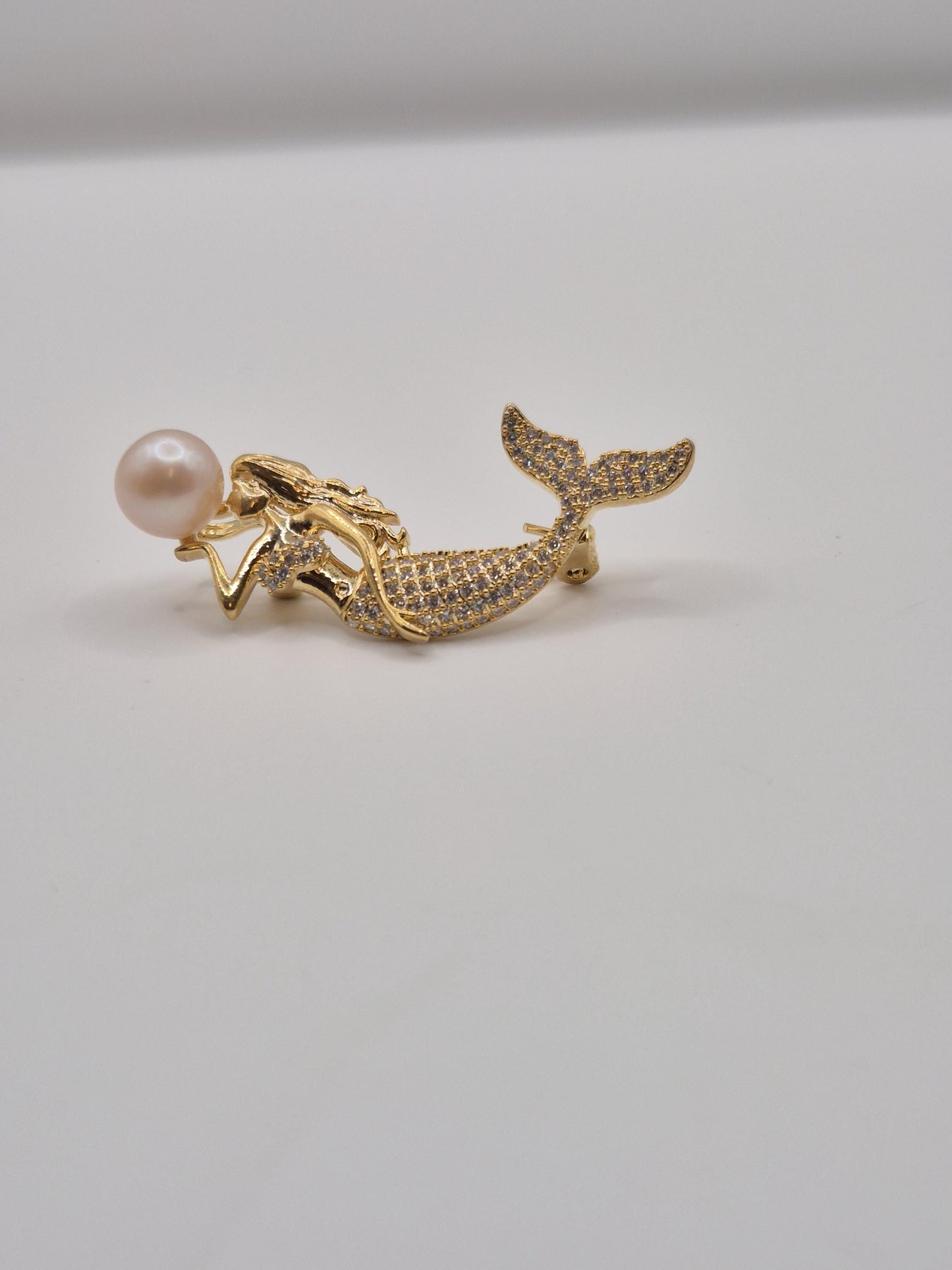 Pearl Of The Tides Brooch
