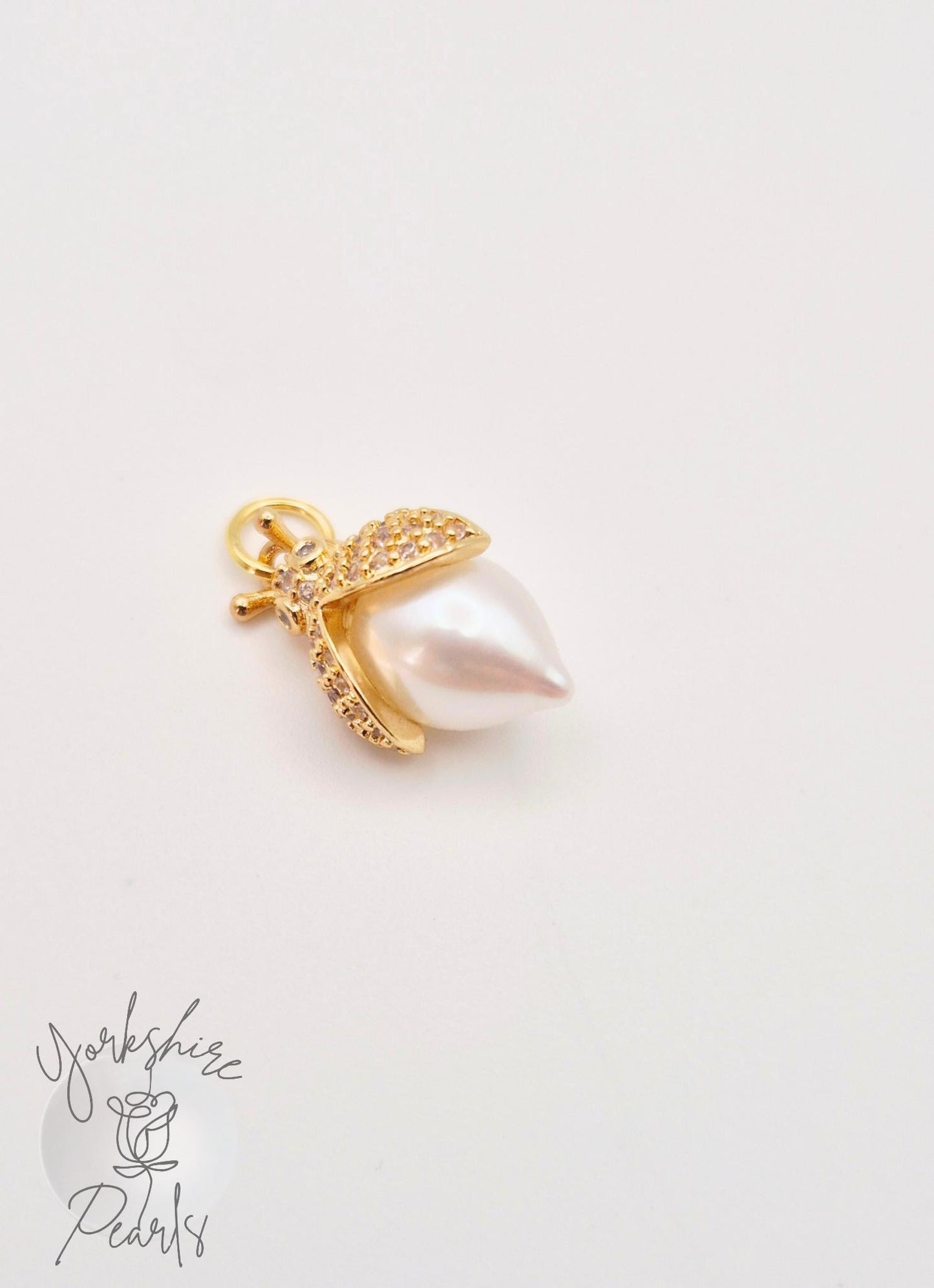 Unique Pearl Mini Firefly Pendant