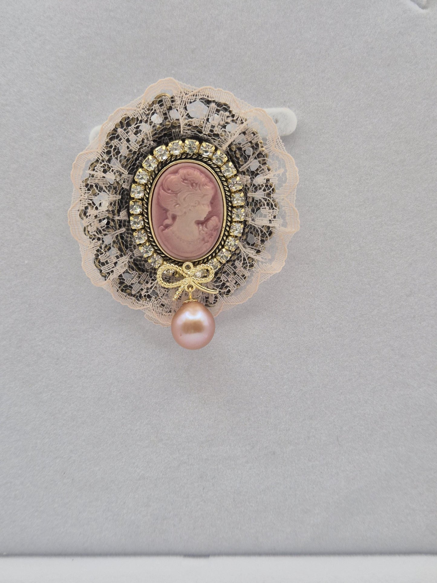 Pretty In Pink Pearl & Cameo Brooch and Hair Clip