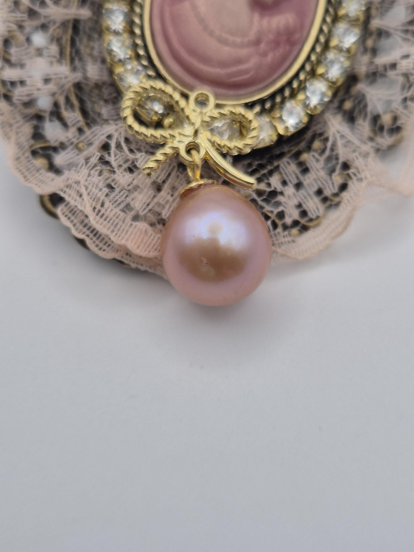 Pretty In Pink Pearl & Cameo Brooch and Hair Clip