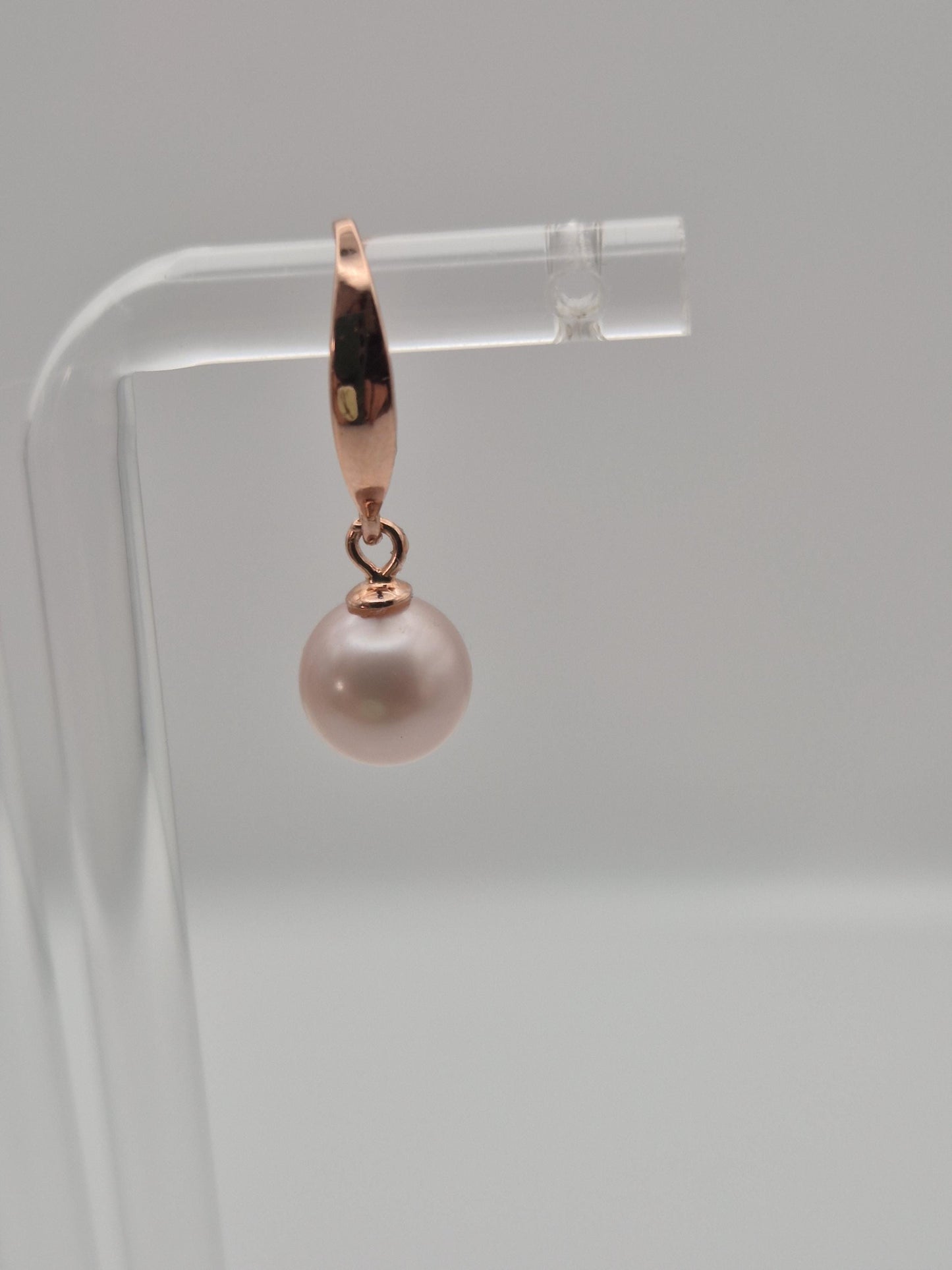 Classic Rose Gold Pearl Earrings