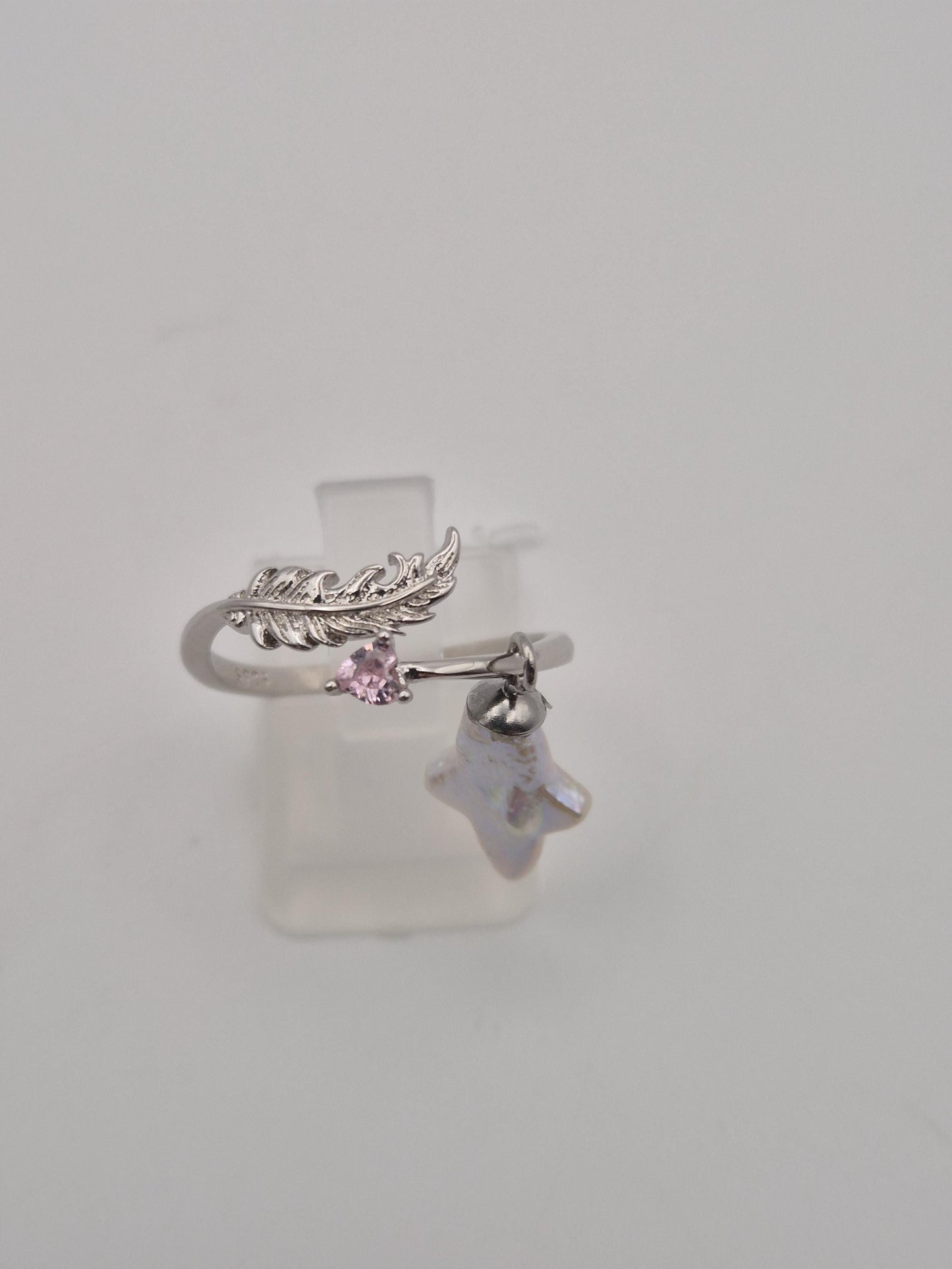 Feather Ring with Northern Star Pearl