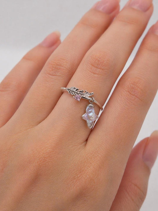 Feather Ring with Northern Star Pearl