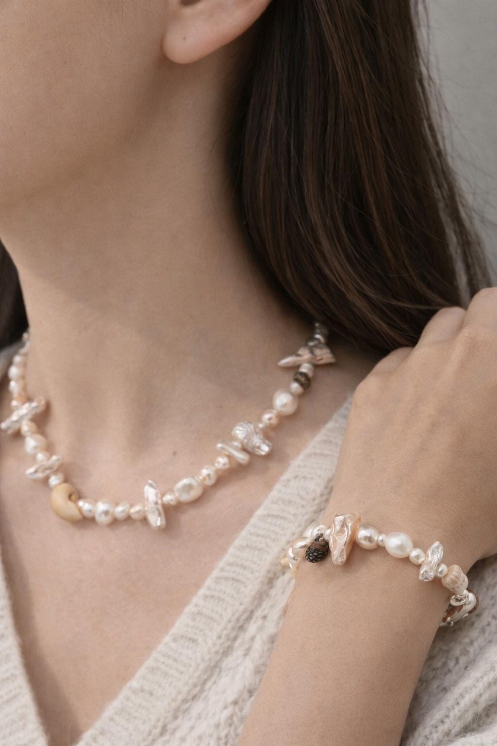 Summer Beach Pearl and Seashell Necklace and Bracelet Set