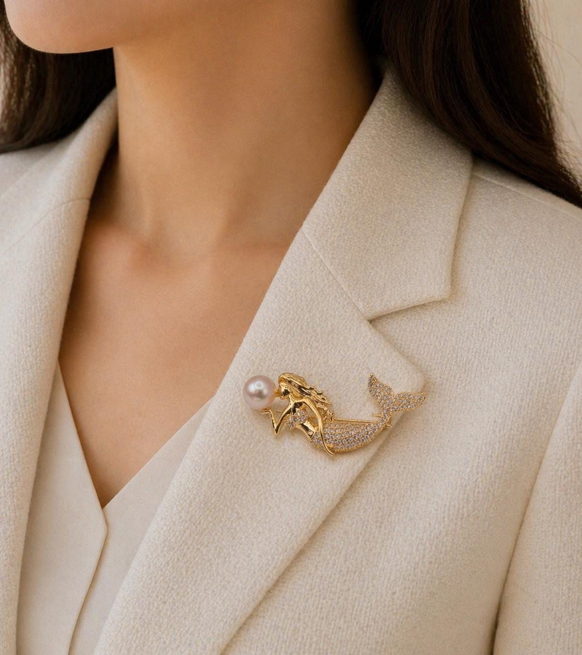 Pearl Of The Tides Brooch
