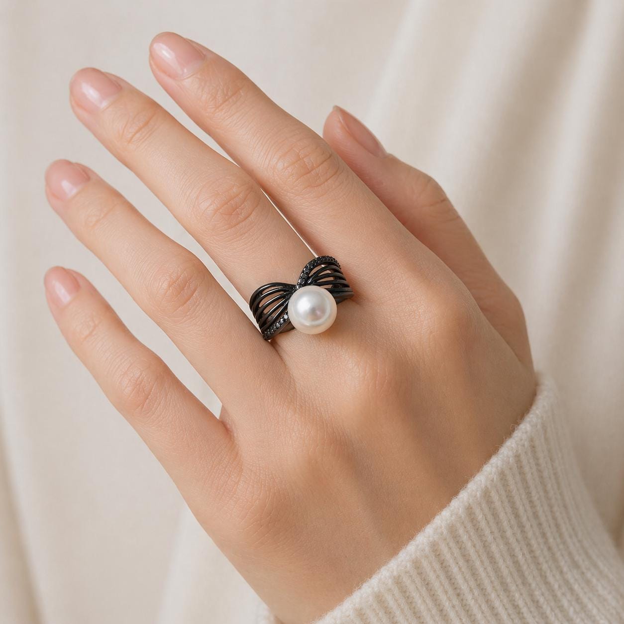 Elegant Australian White Saltwater Pearl Sterling Silver Ring