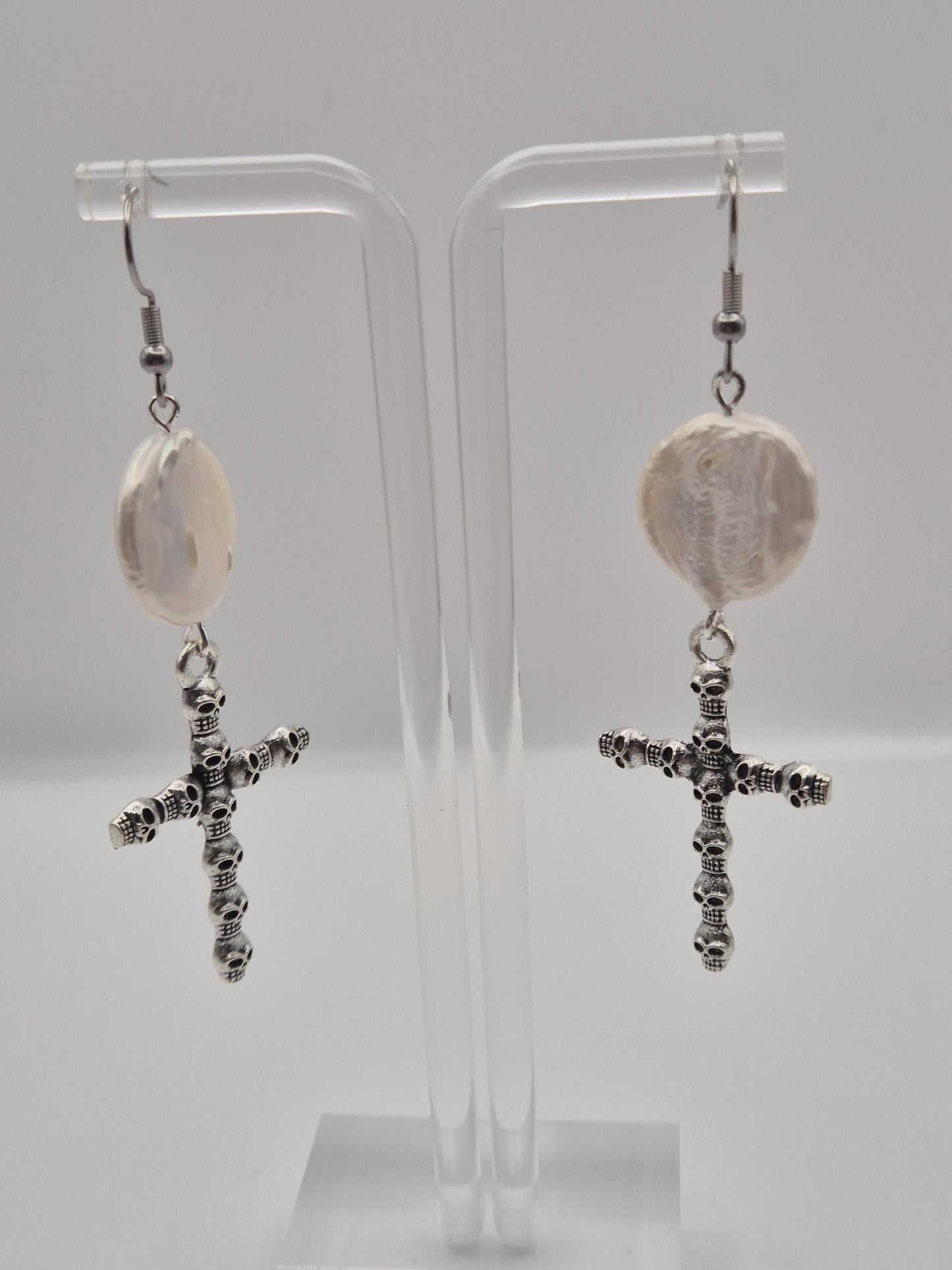 Skull Cross Large Button Pearl Earrings