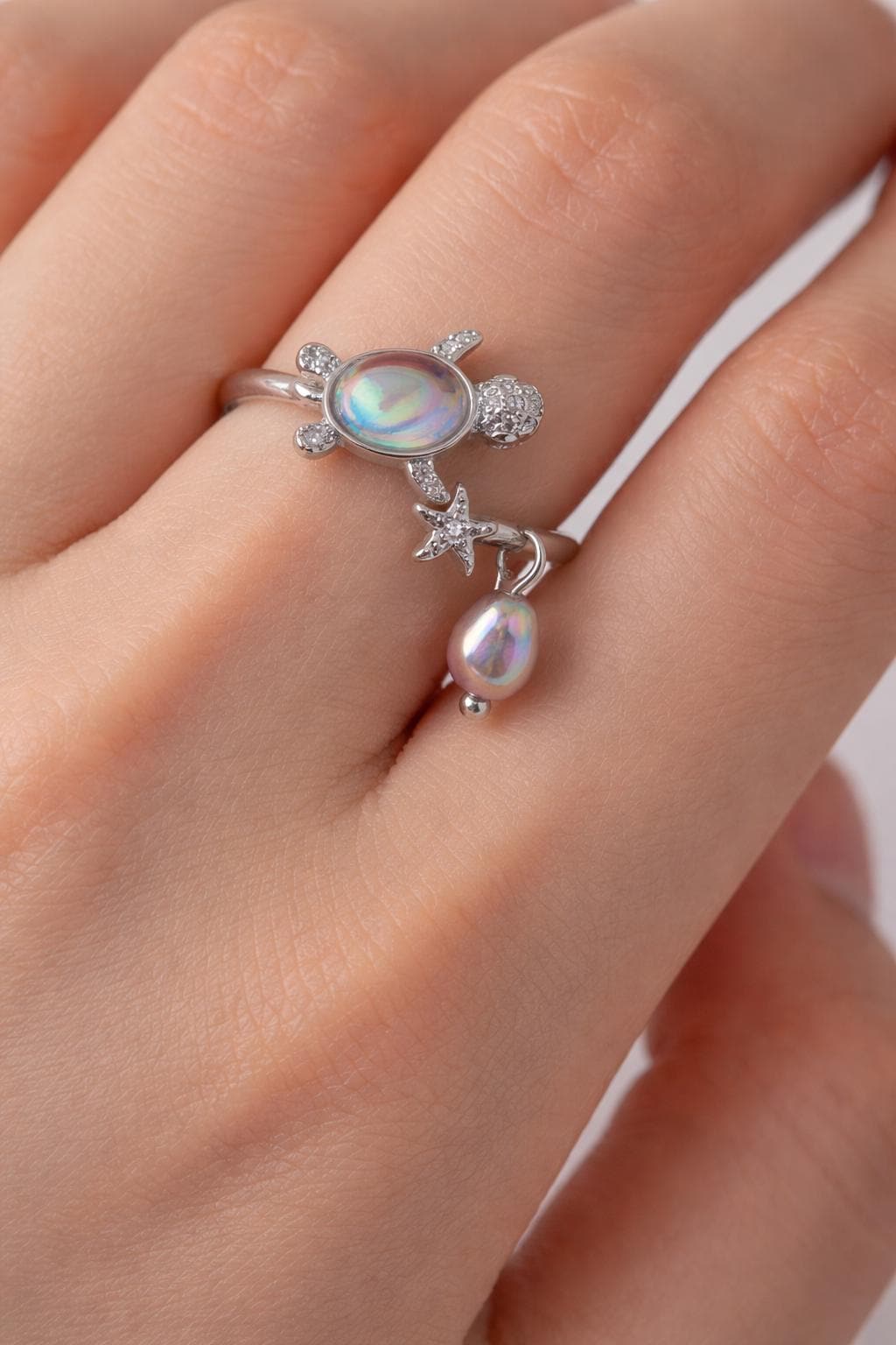 Opalescent Turtle Mini Pearl Ring