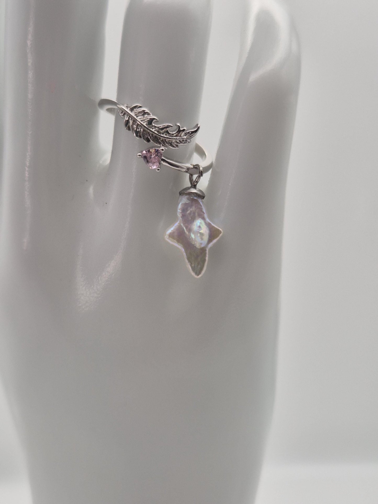 Feather Ring with Northern Star Pearl