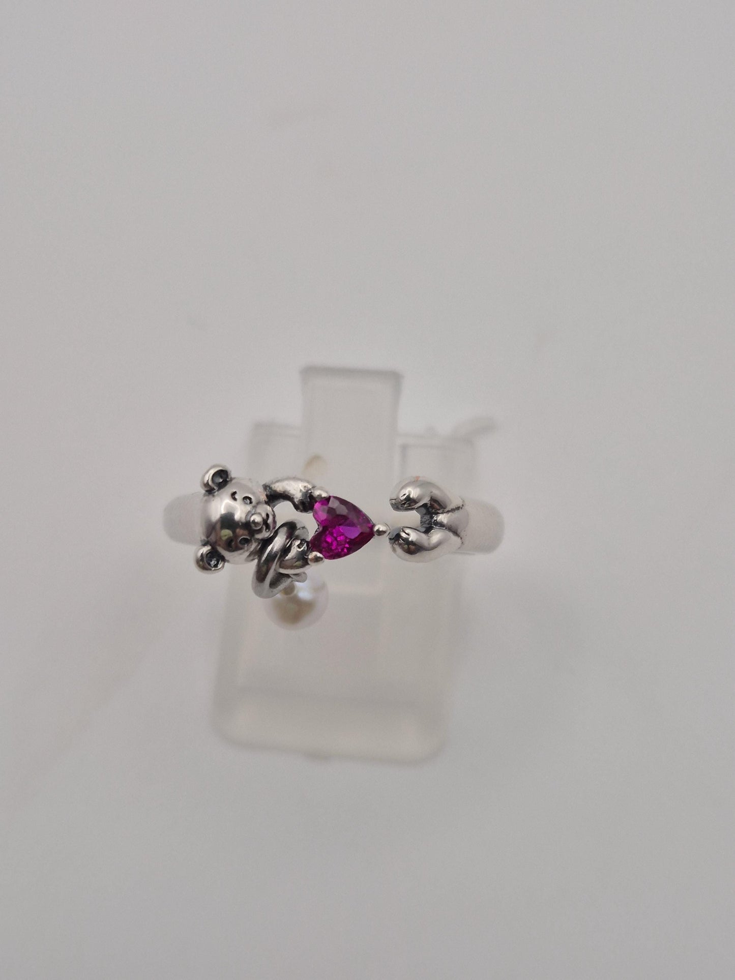 Hugging Bear Heart Mini Pearl Ring