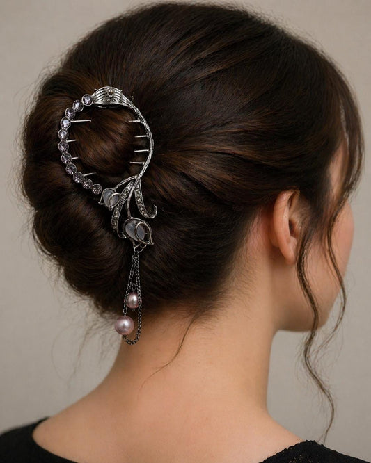 Midnight Lily Edison Pearl Hairpin
