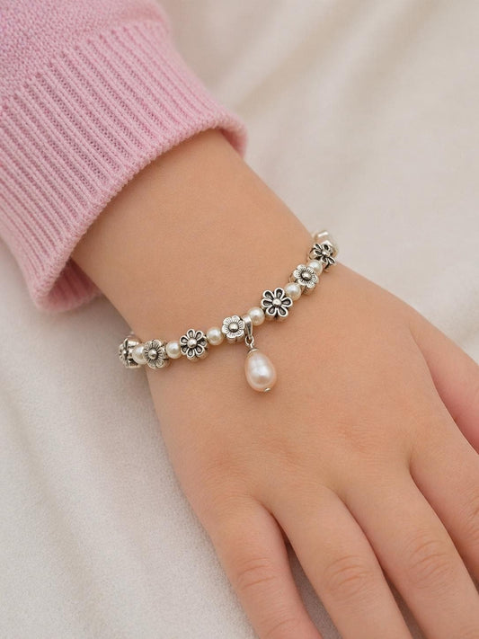 Flower Power Pearl Kids Bracelet