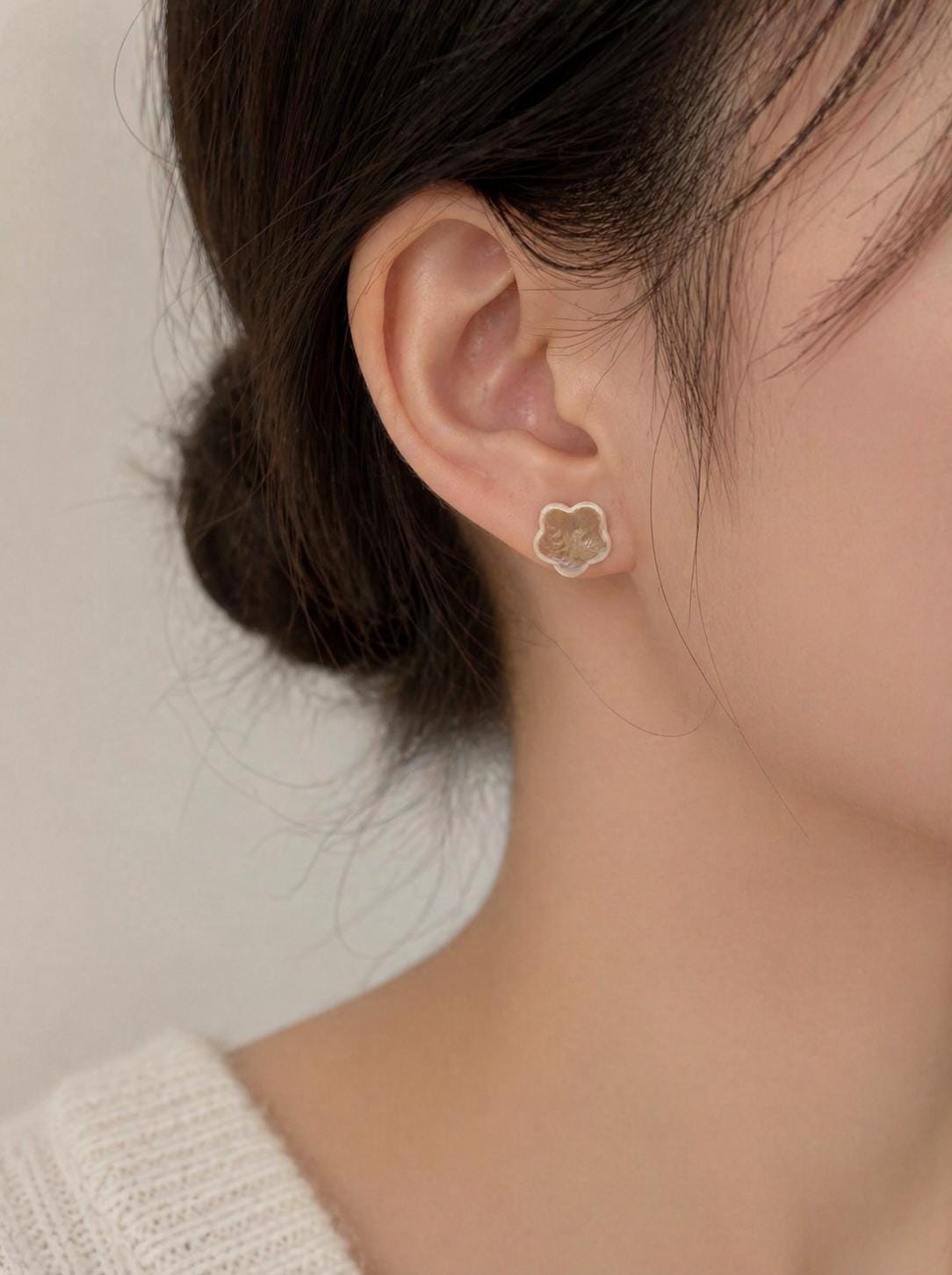 S925 Flower Pearl Studs
