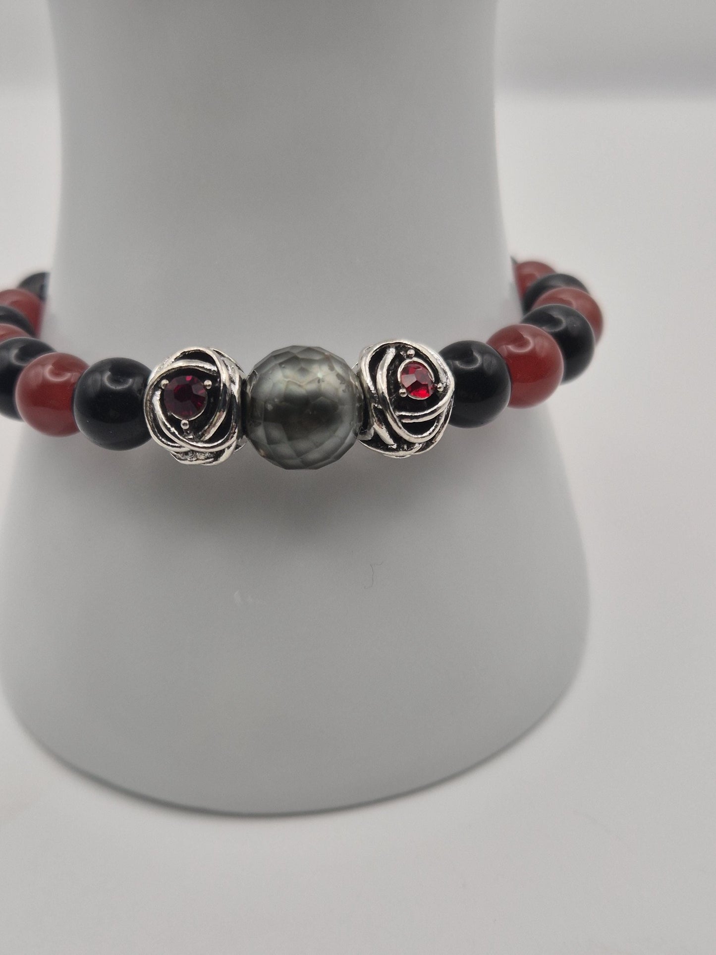 Blood moon Gemstone & Black Tahitian Bracelet