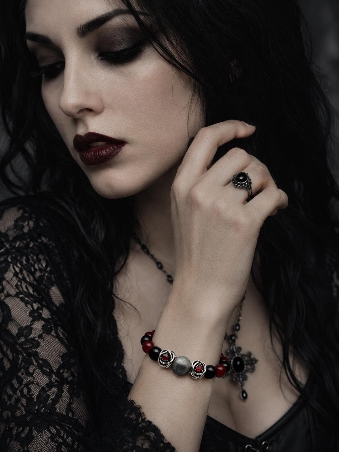 Blood moon Gemstone & Black Tahitian Bracelet