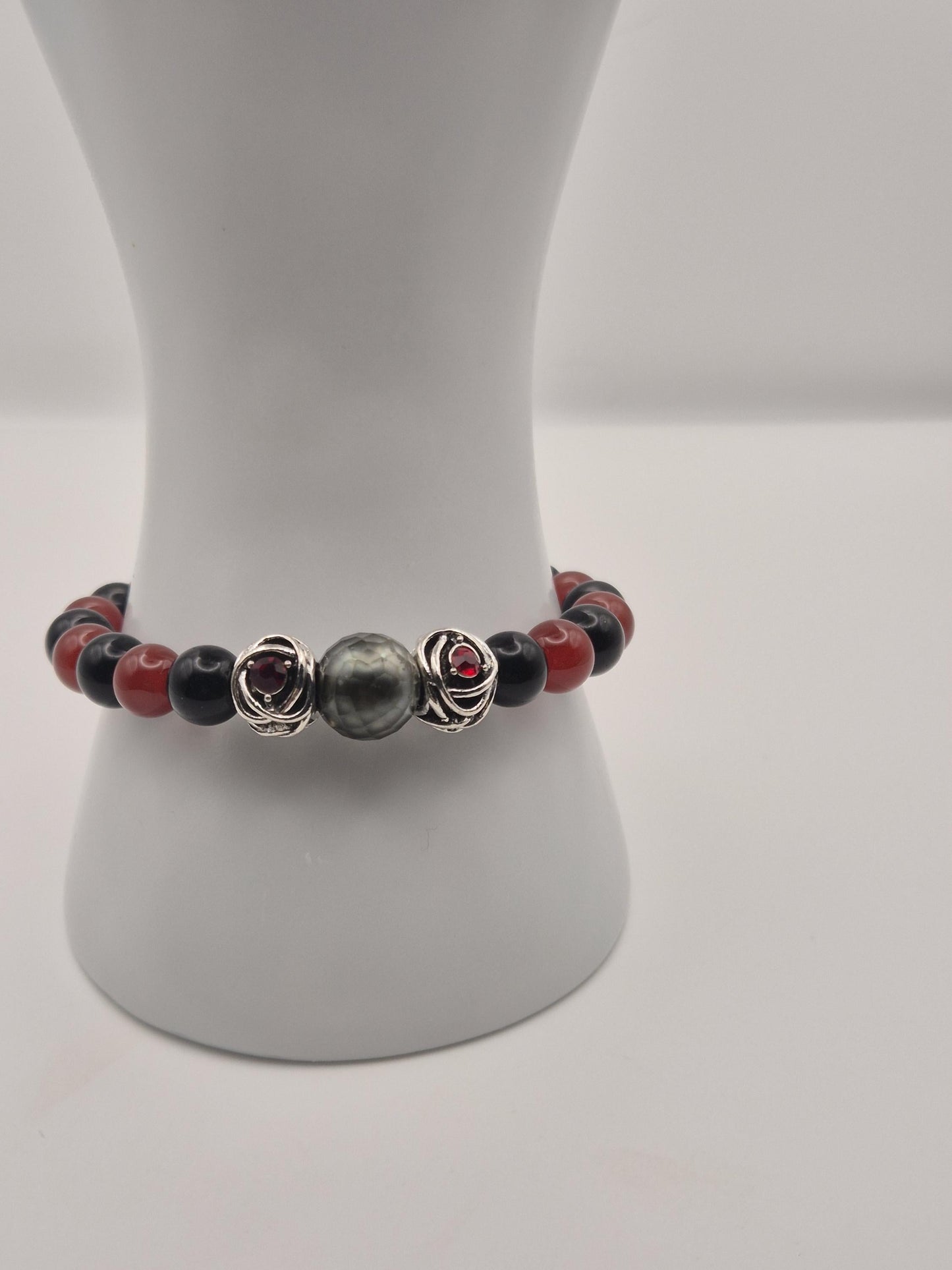 Blood moon Gemstone & Black Tahitian Bracelet