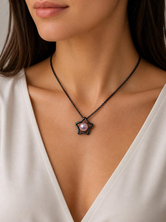 Simple Black Star Edison Pearl Pendant