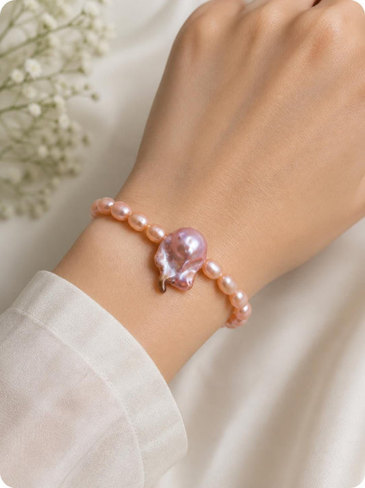 Multiple Pearl Bracelet With Centre Baroque Pearl