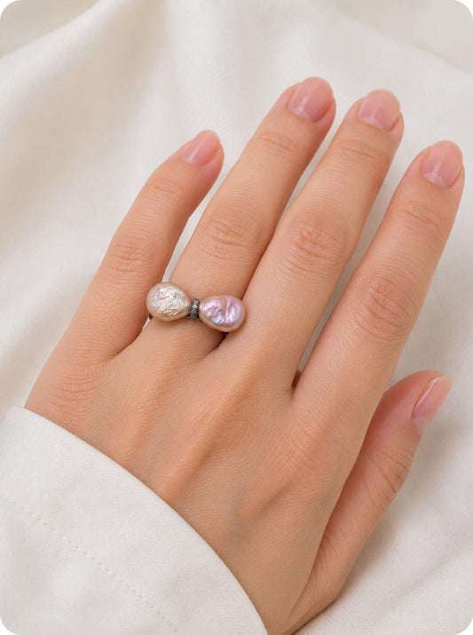 Teardrop Pearl Black Bow Ring - Sterling Silver