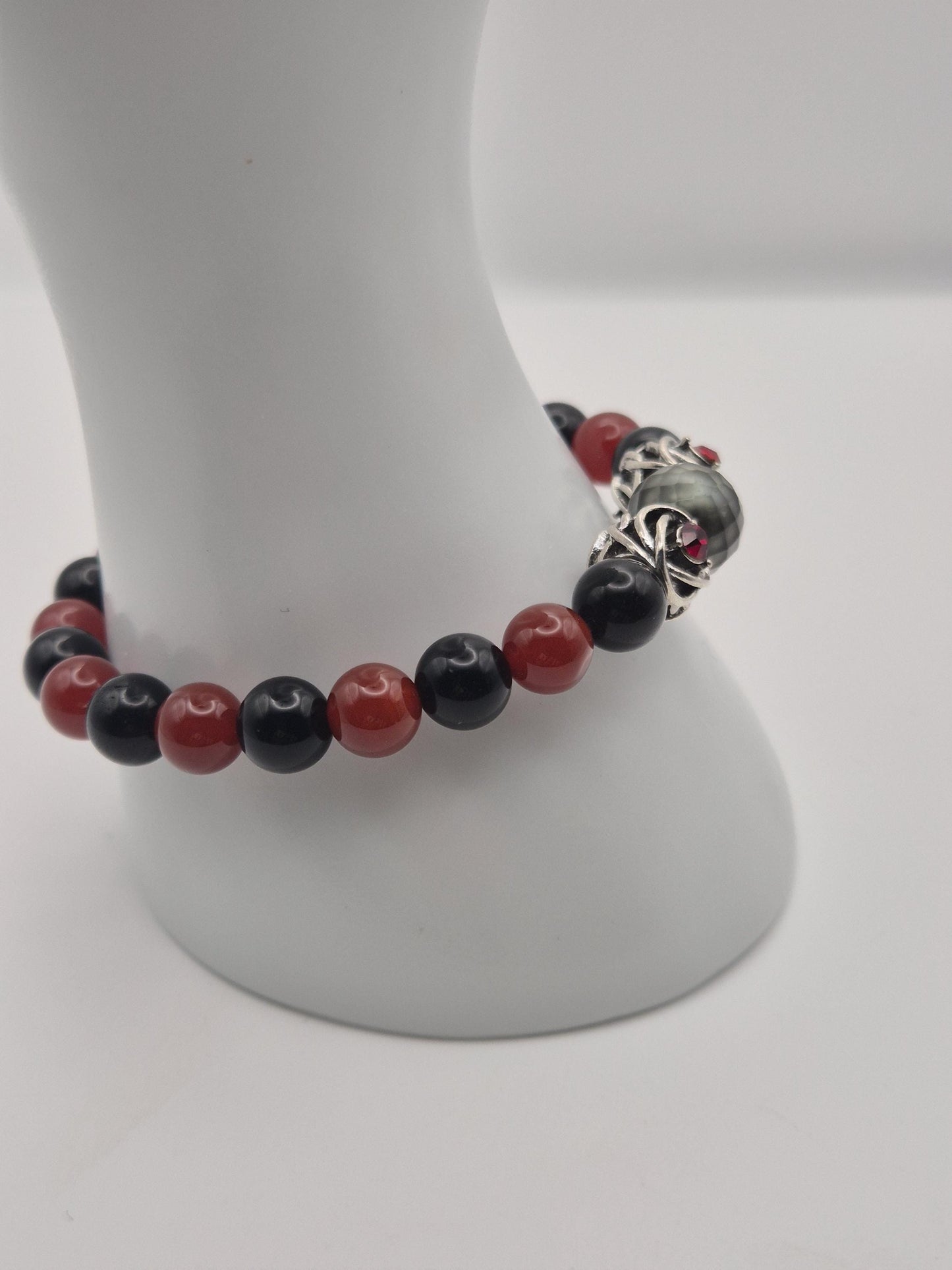 Blood moon Gemstone & Black Tahitian Bracelet