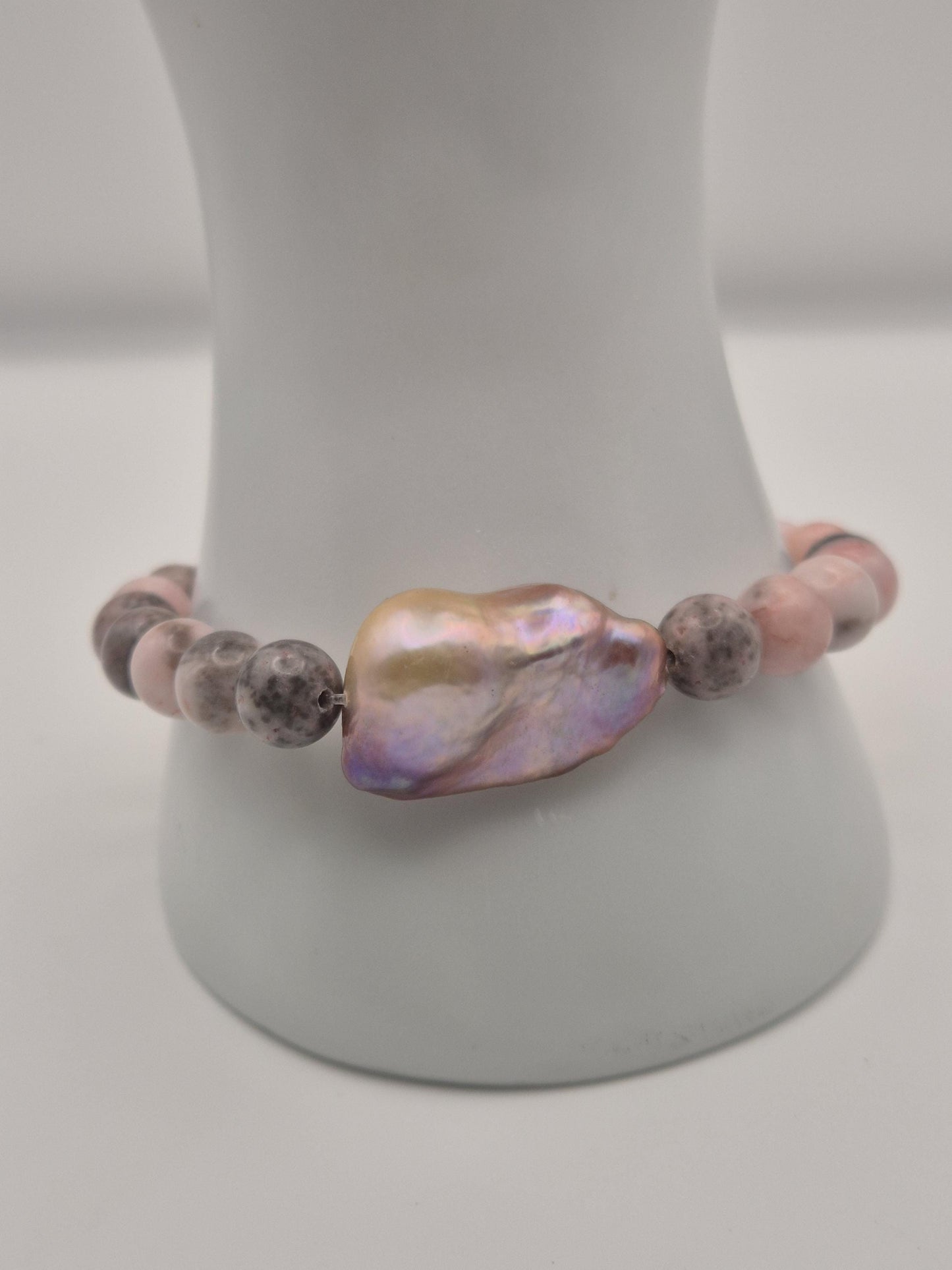 Pink Zebra Jade & King Pearl Strech Bracelet